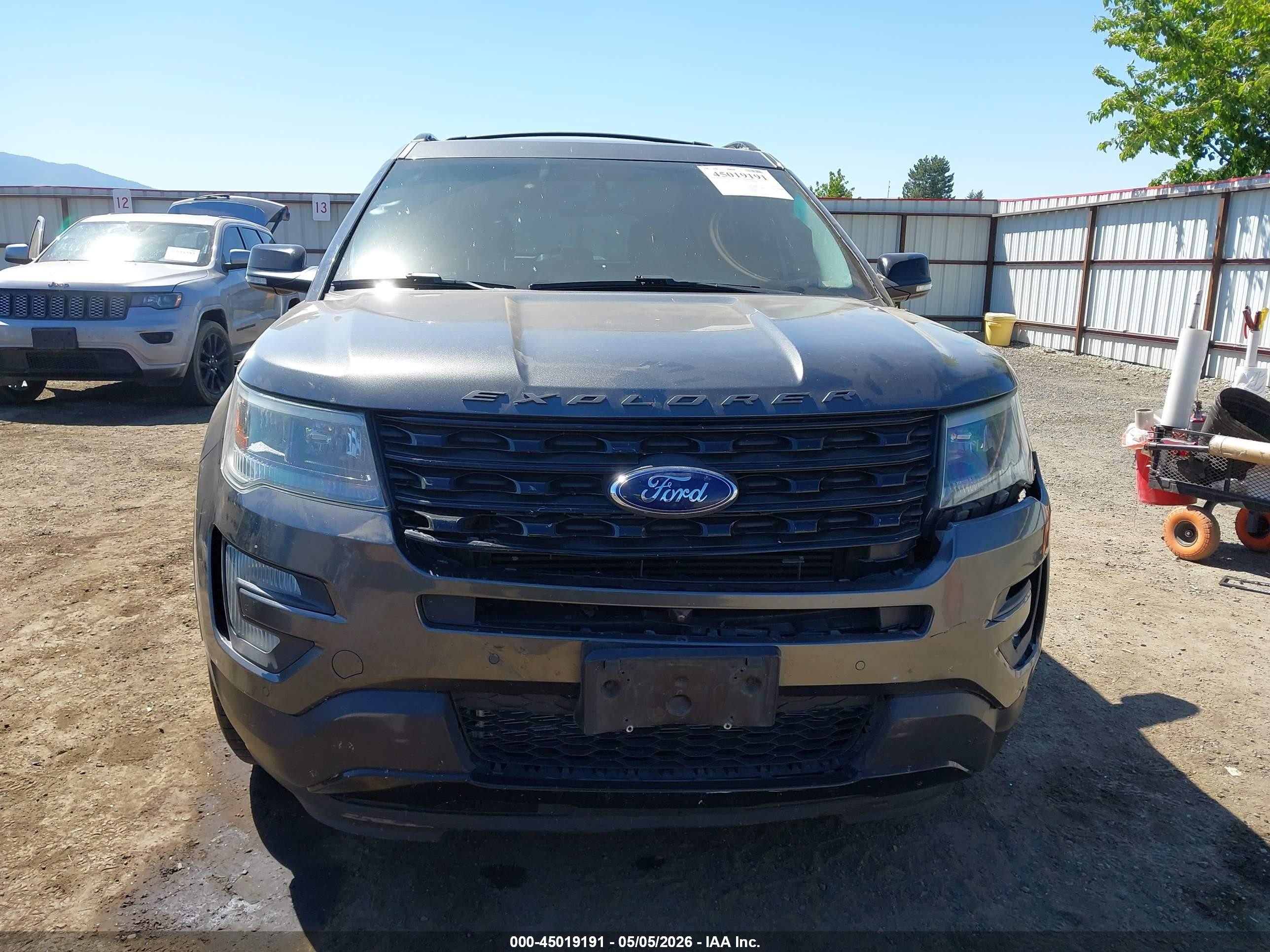 2016 Ford Explorer Sport Black vin: 1FM5K8GT5GGA85476