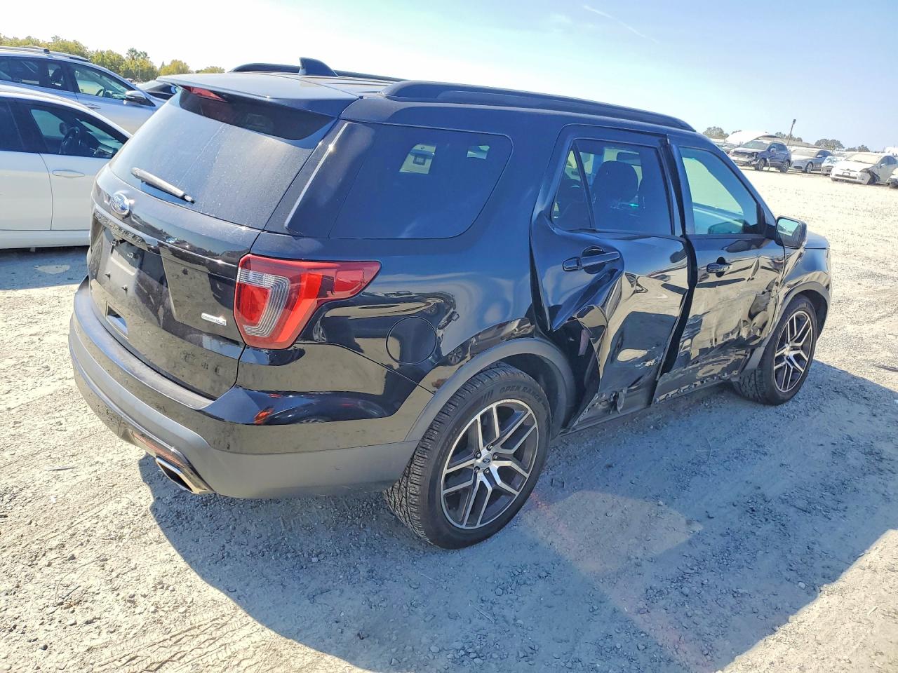 2016 Ford Explorer Sport Черный vin: 1FM5K8GT5GGC72488