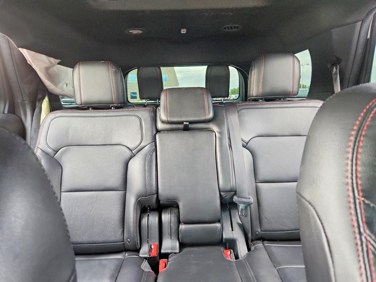 2018 Ford Explorer Sport White vin: 1FM5K8GT5JGC86205