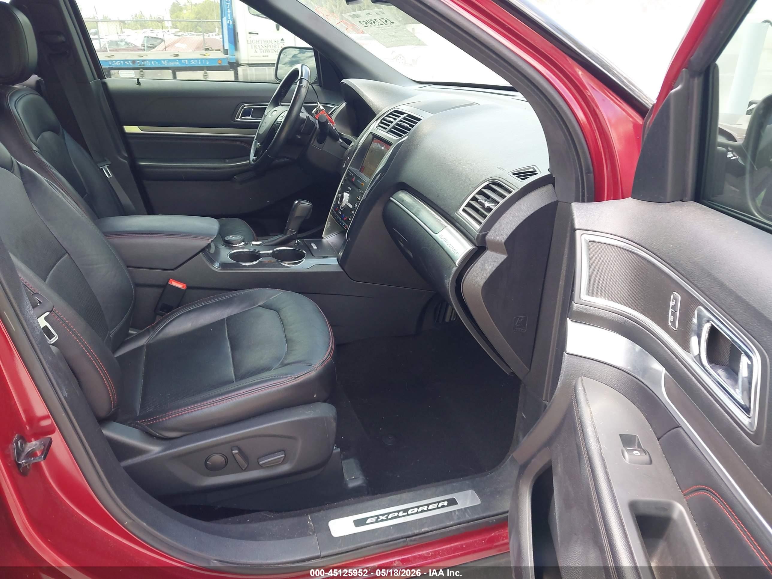 2019 Ford Explorer Sport Red vin: 1FM5K8GT5KGA68962