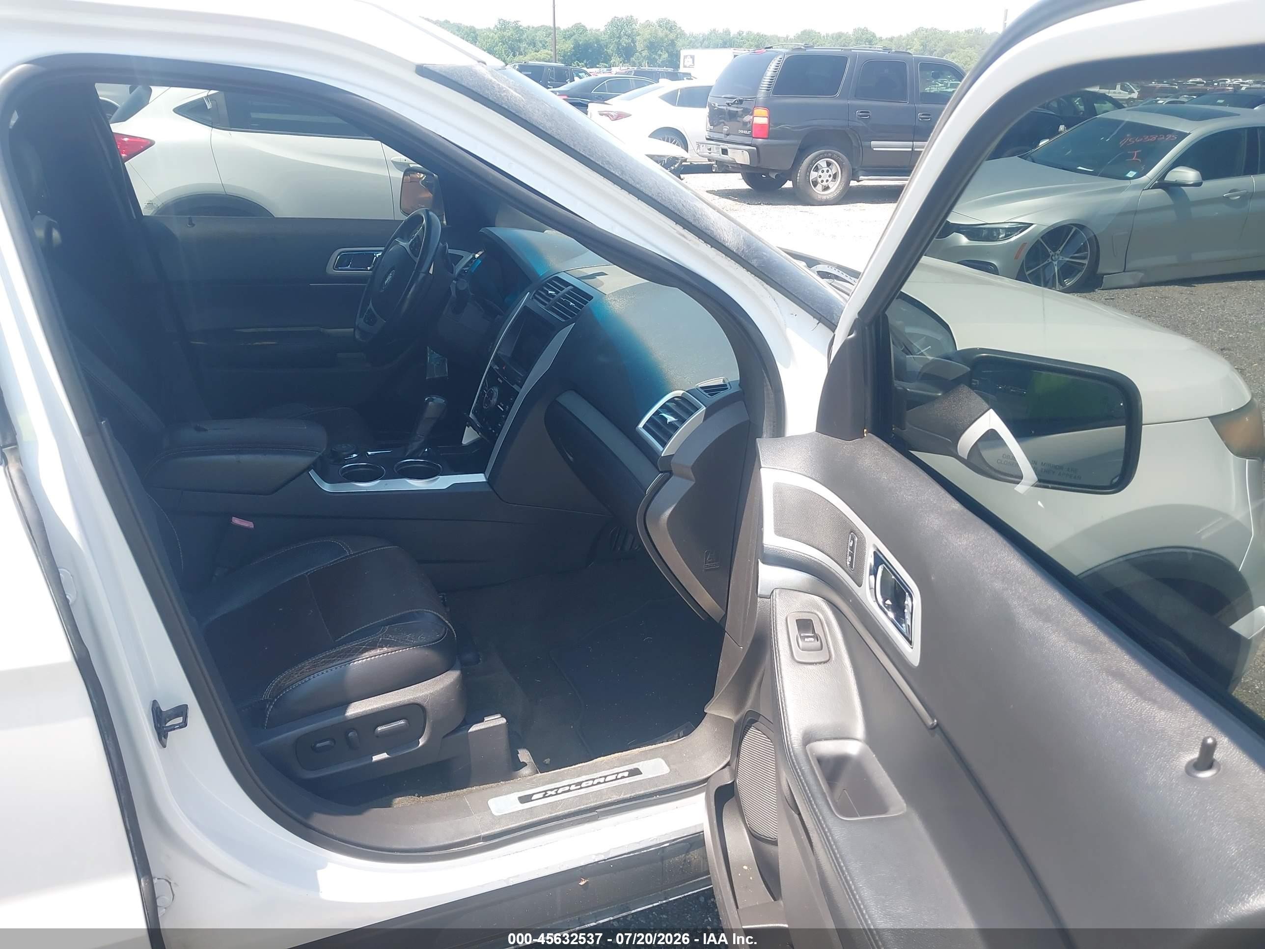 2013 Ford Explorer Sport White vin: 1FM5K8GT6DGC90624