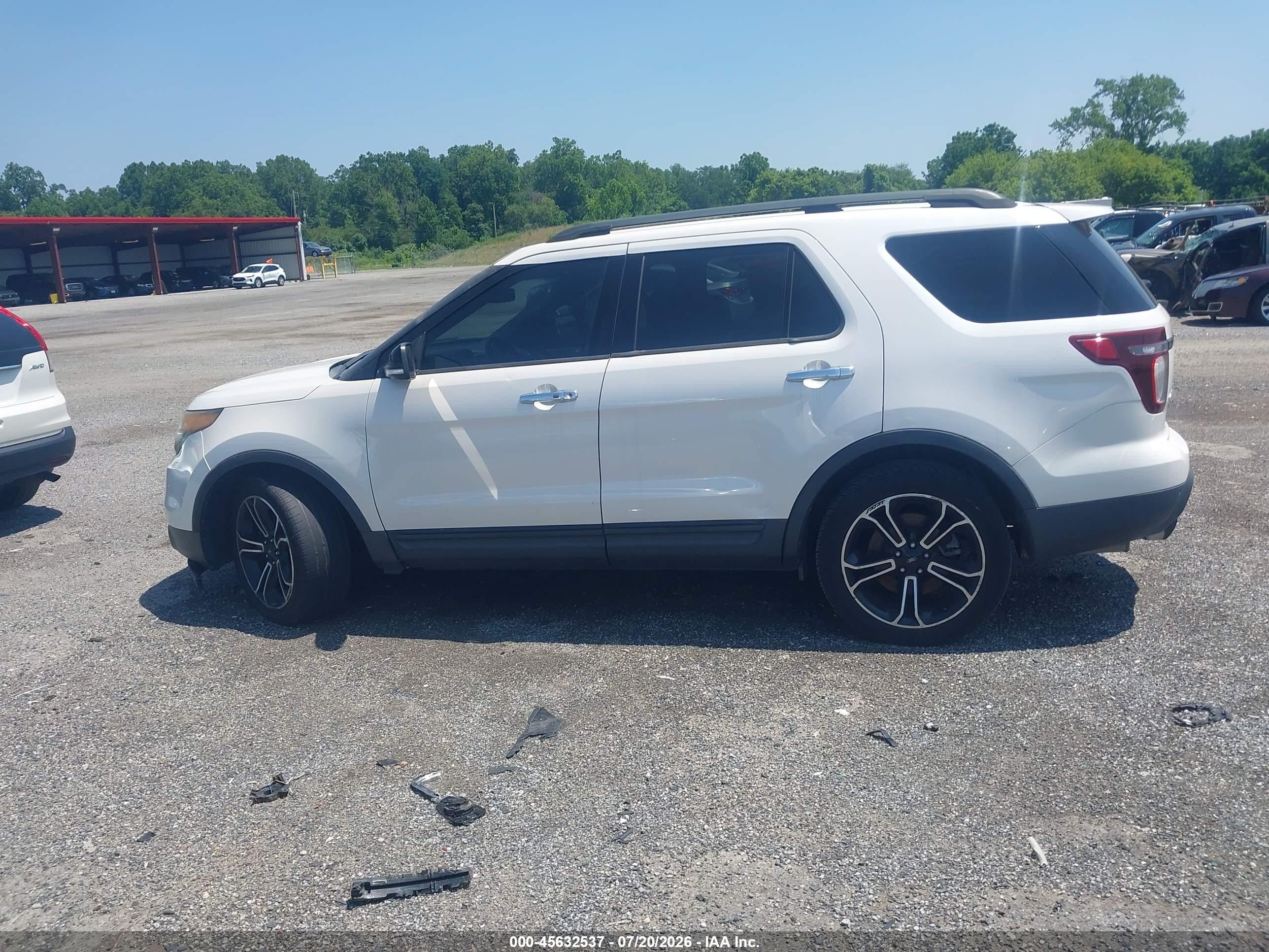 2013 Ford Explorer Sport White vin: 1FM5K8GT6DGC90624