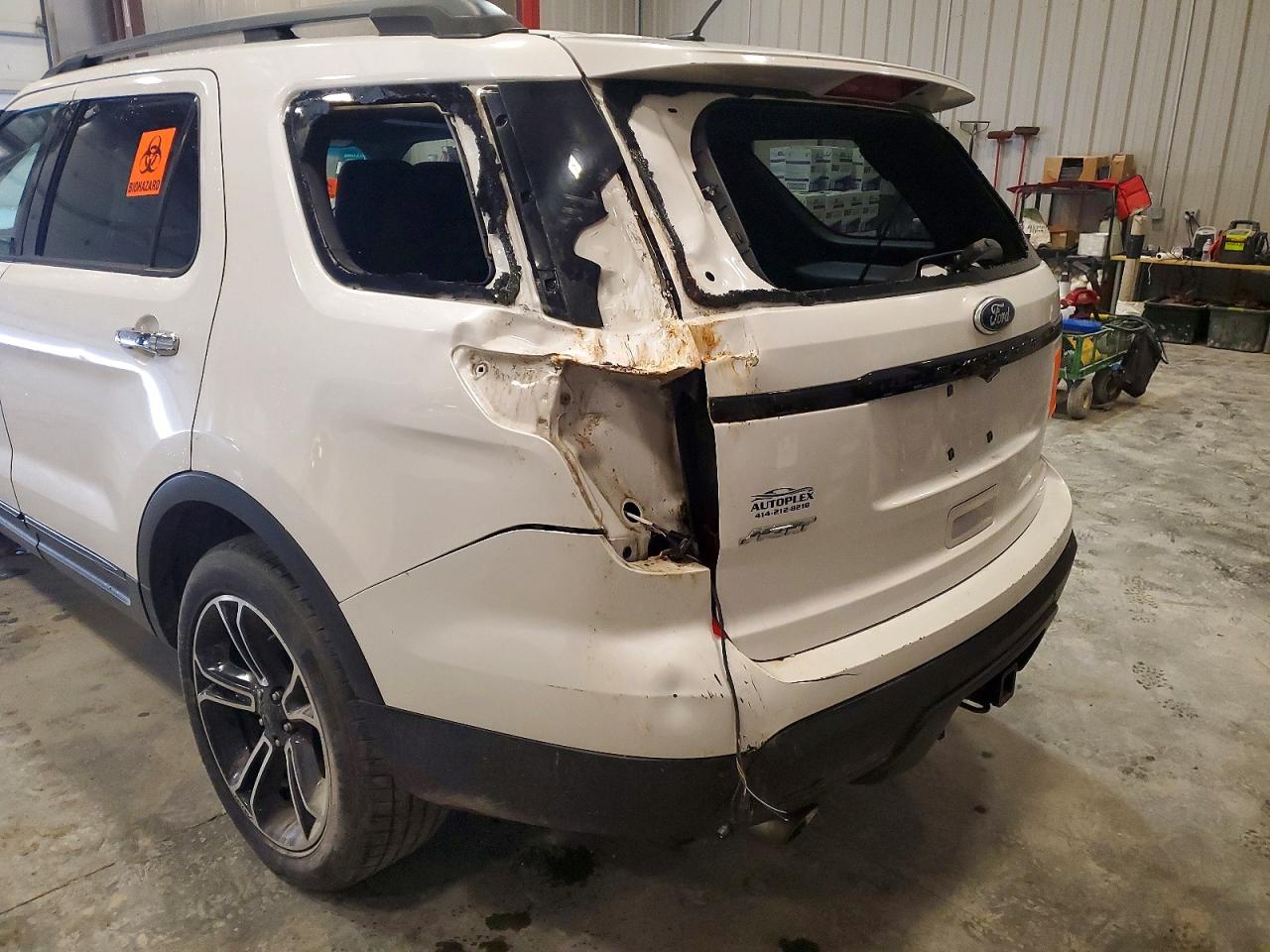 2014 Ford Explorer Sport White vin: 1FM5K8GT6EGA86696