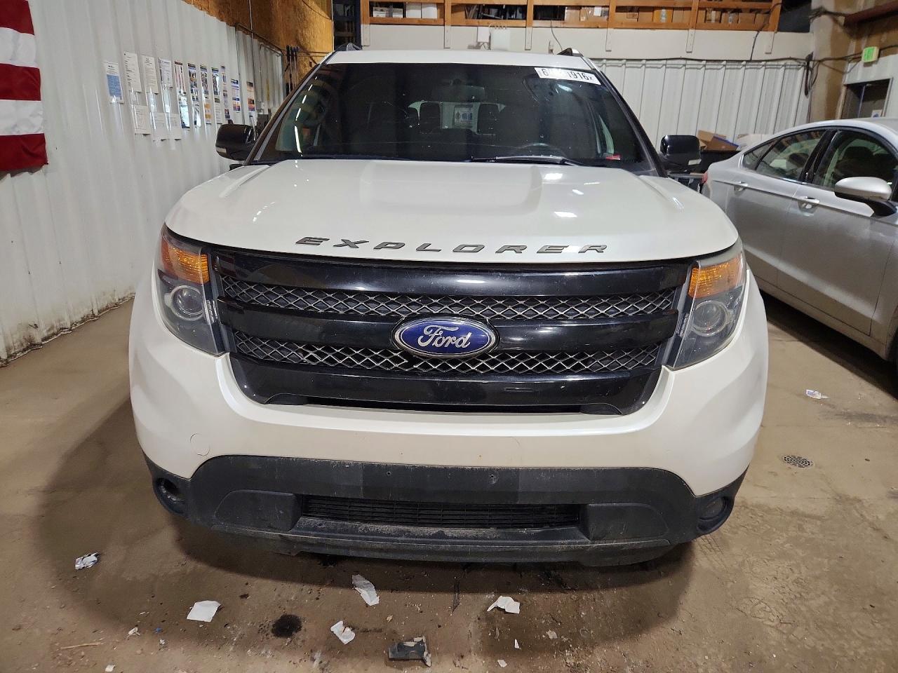 2015 Ford Explorer Sport Белый vin: 1FM5K8GT6FGA13037