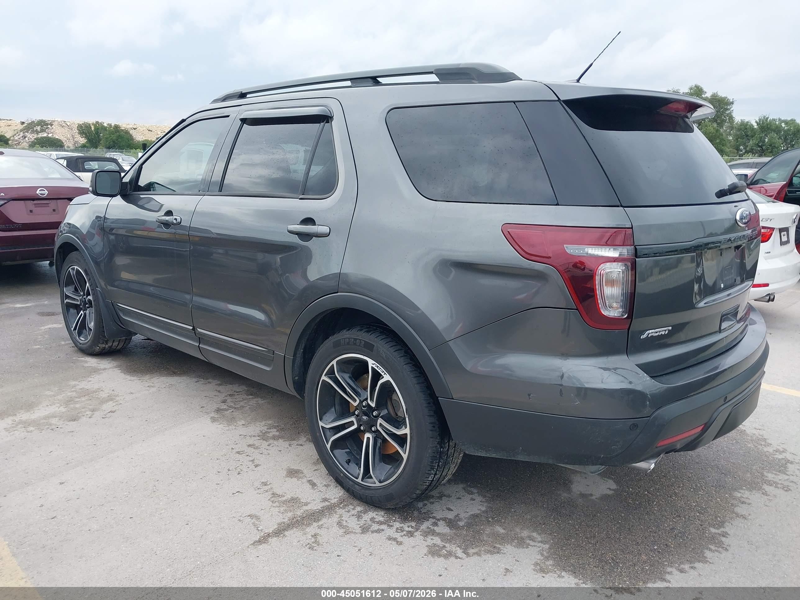 2015 Ford Explorer Sport Серый vin: 1FM5K8GT6FGA52064