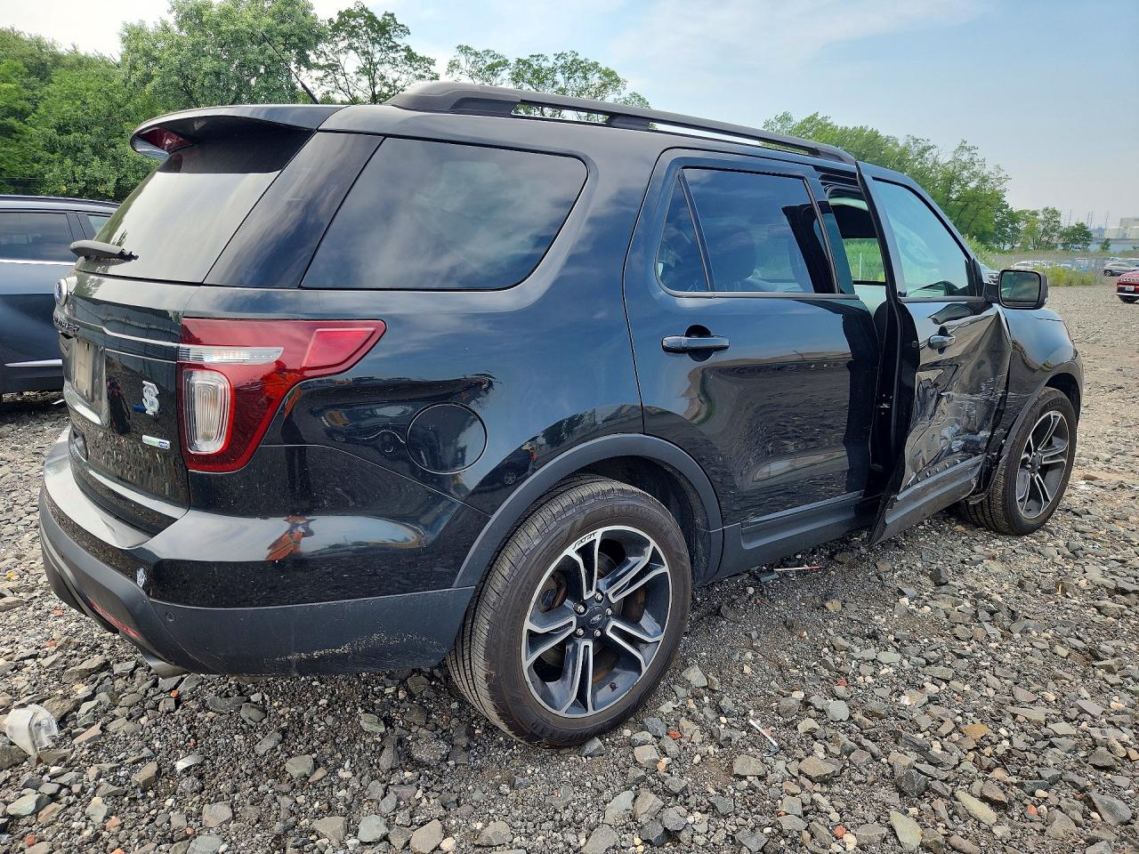 2015 Ford Explorer Sport Черный vin: 1FM5K8GT6FGA74422