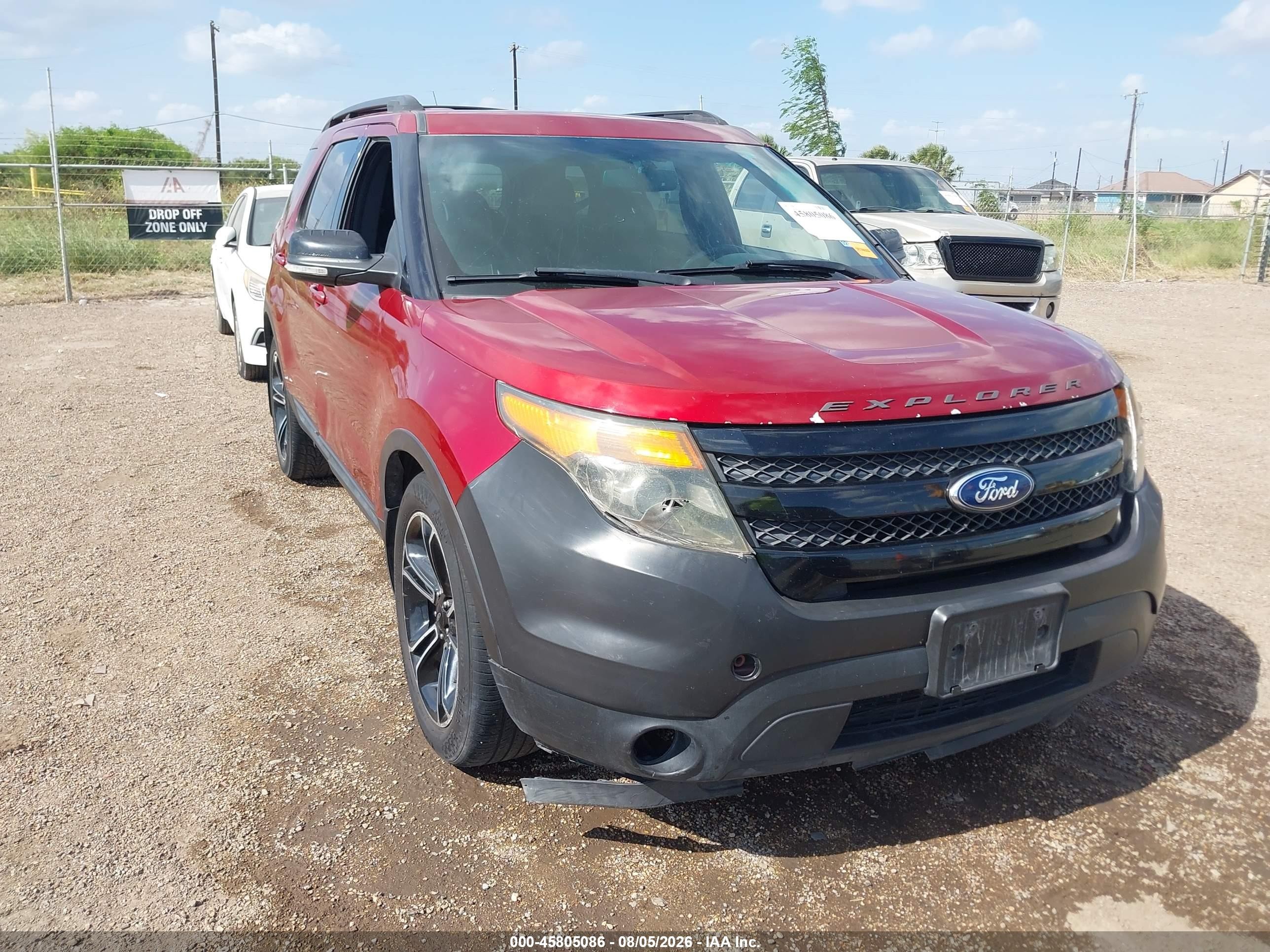2015 Ford Explorer Sport Red vin: 1FM5K8GT6FGC23928