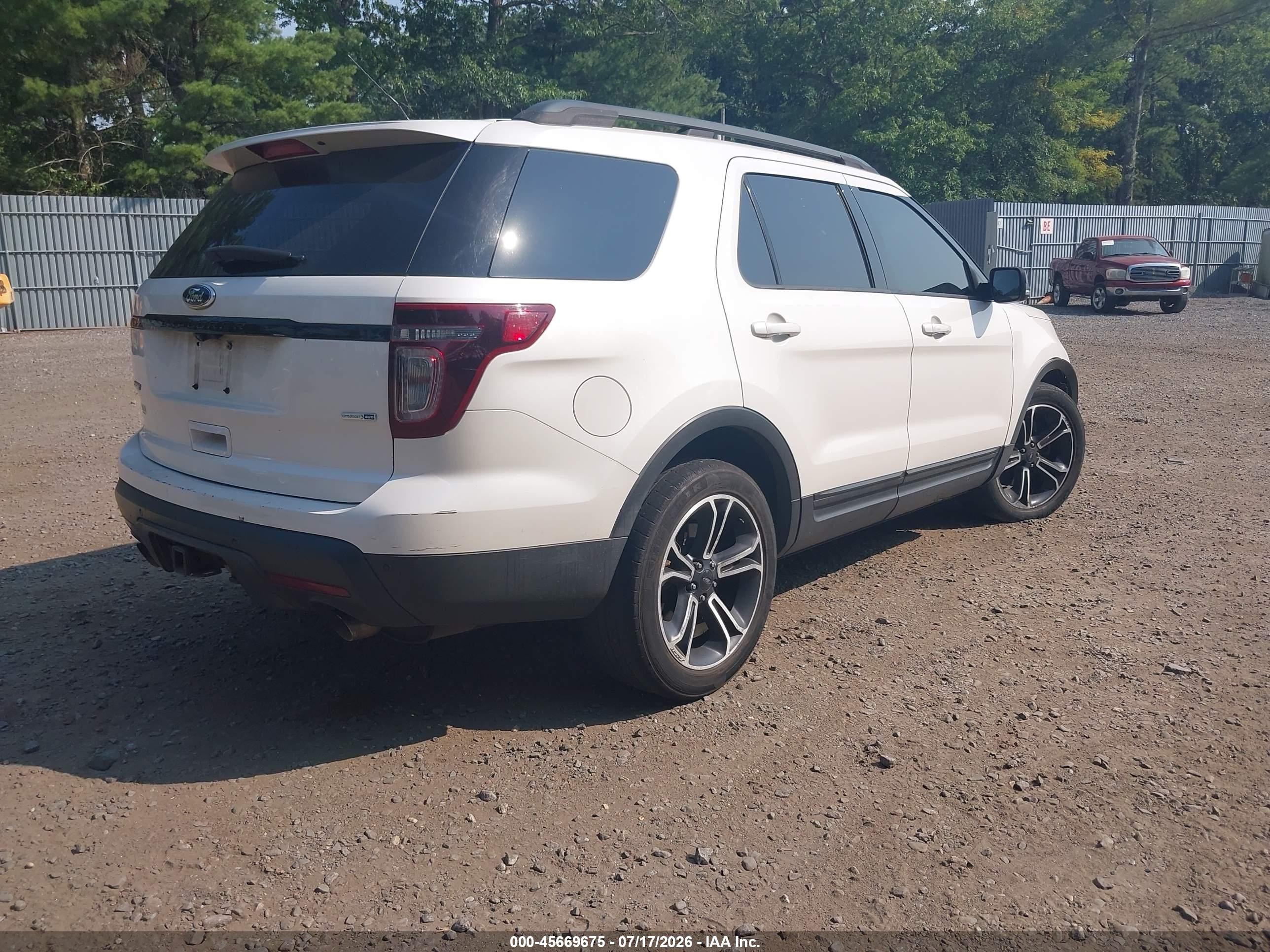 2015 Ford Explorer Sport White vin: 1FM5K8GT6FGC32841