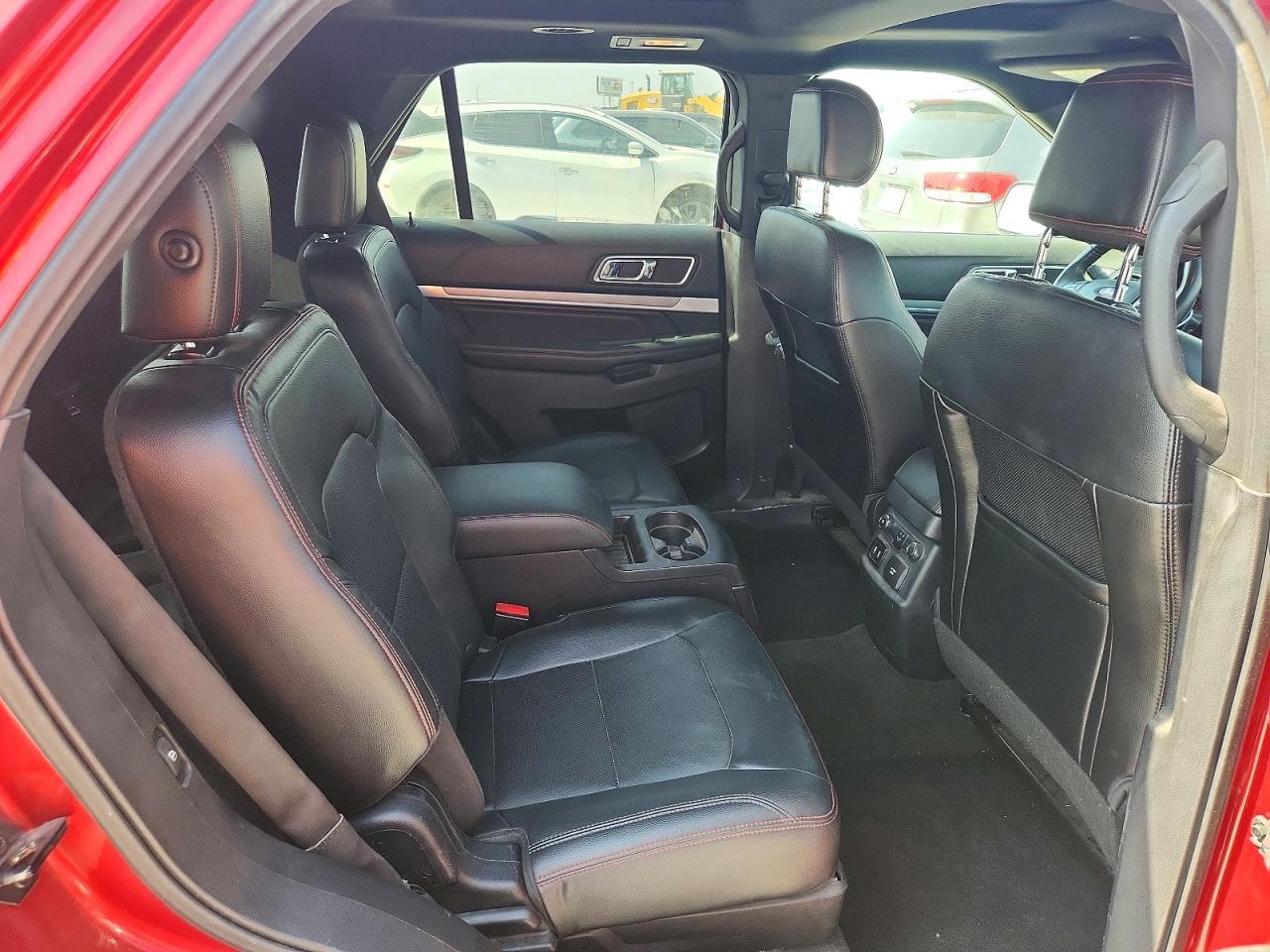 2016 Ford Explorer Sport Red vin: 1FM5K8GT6GGA24637