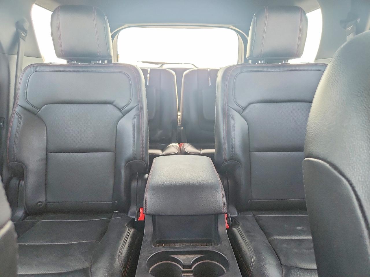 2016 Ford Explorer Sport Red vin: 1FM5K8GT6GGA24637