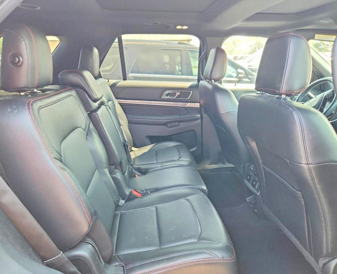 2019 Ford Explorer Sport White vin: 1FM5K8GT6KGA33475