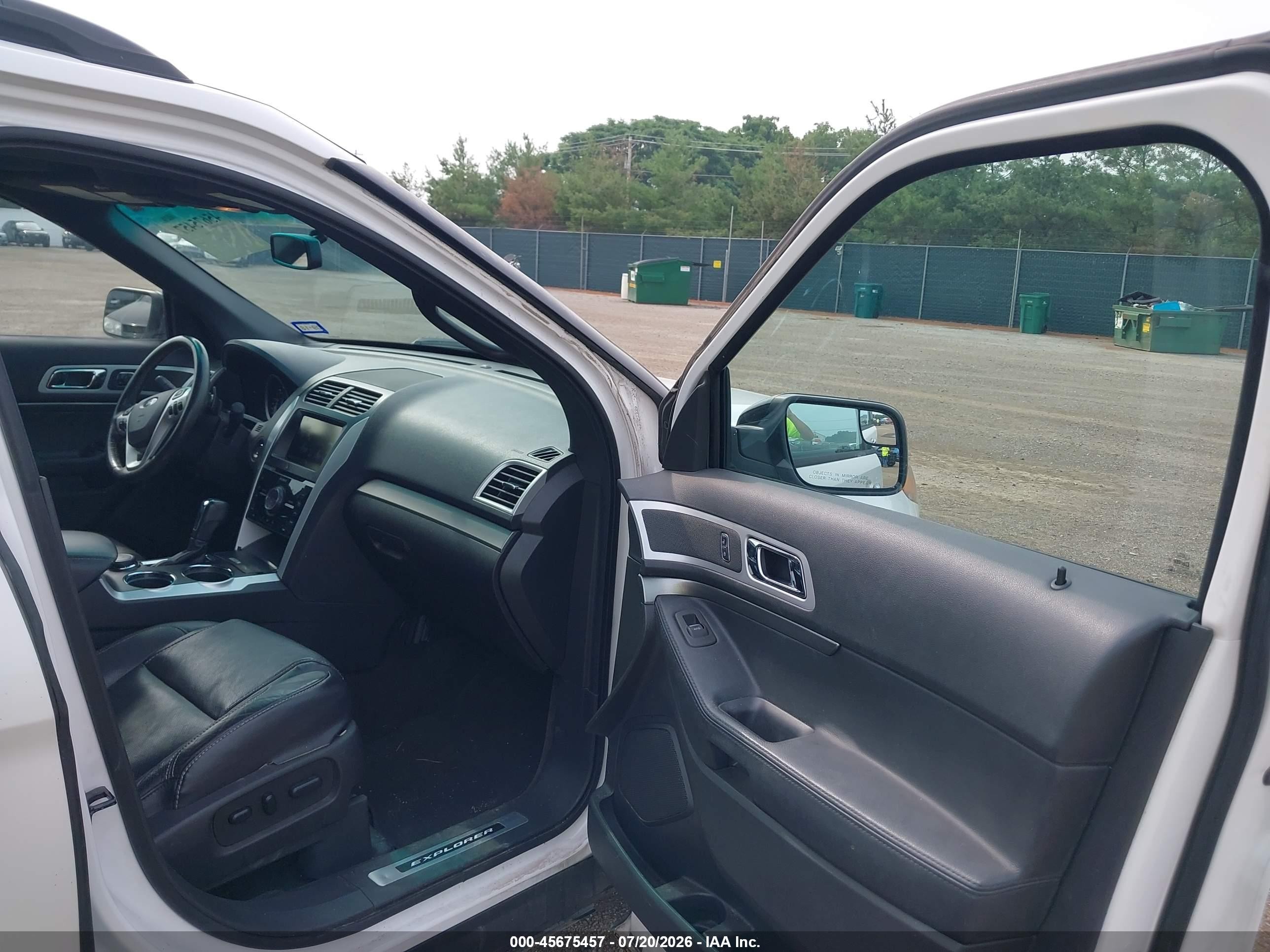 2014 Ford Explorer Sport White vin: 1FM5K8GT7EGA22506