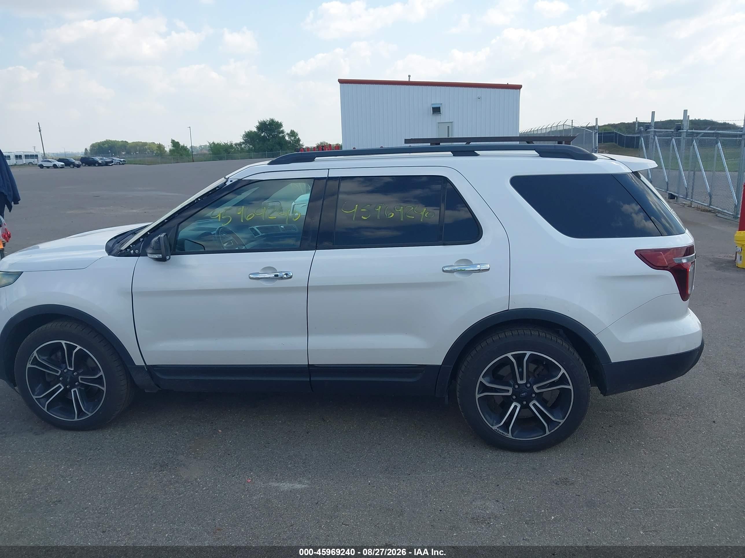 2014 Ford Explorer Sport White vin: 1FM5K8GT7EGA89719
