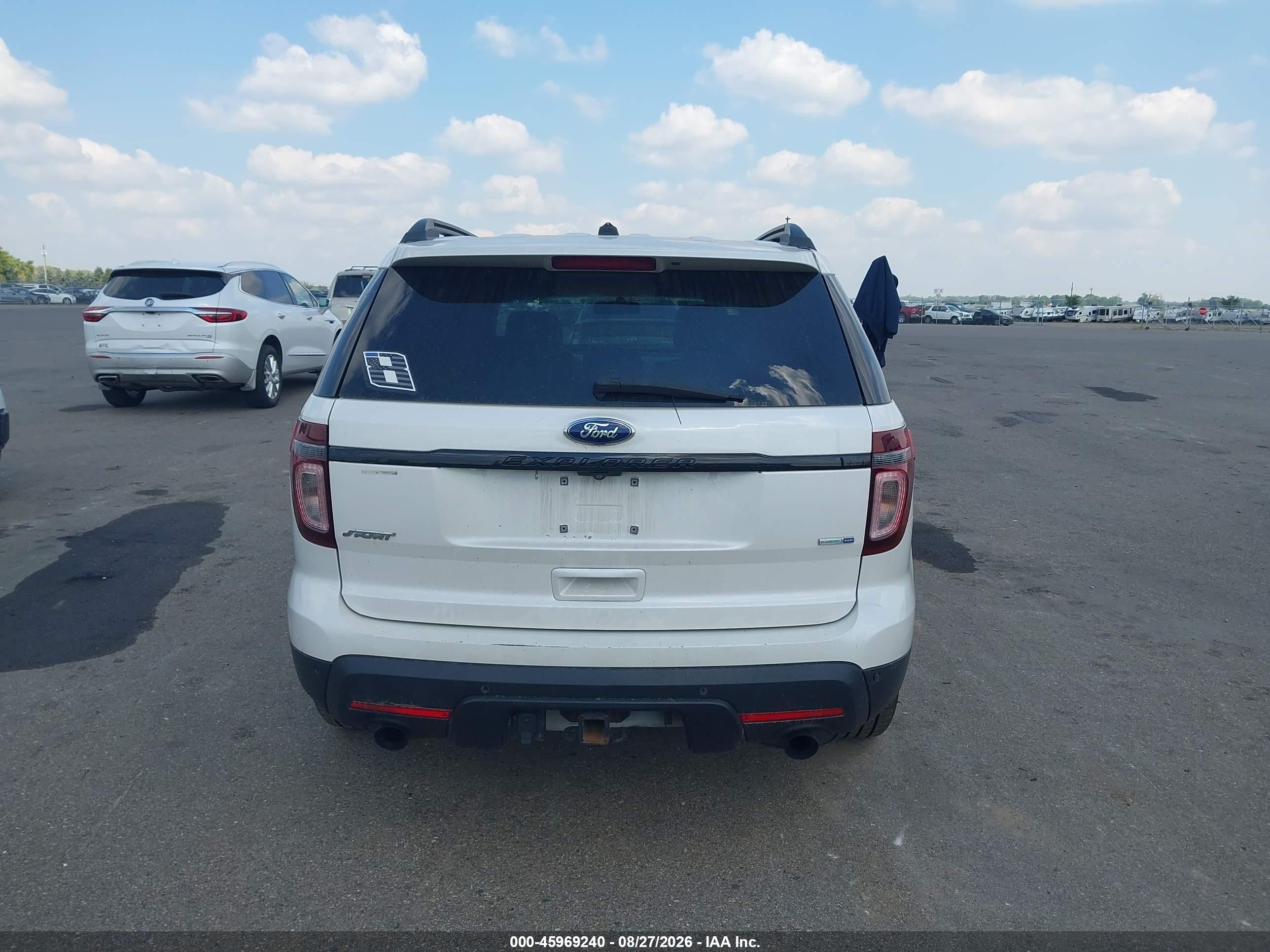 2014 Ford Explorer Sport White vin: 1FM5K8GT7EGA89719