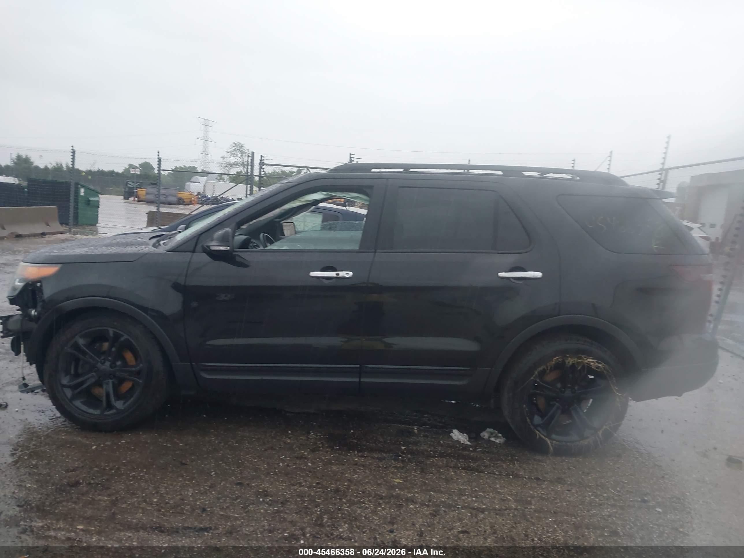 2014 Ford Explorer Sport Black vin: 1FM5K8GT8EGC21824