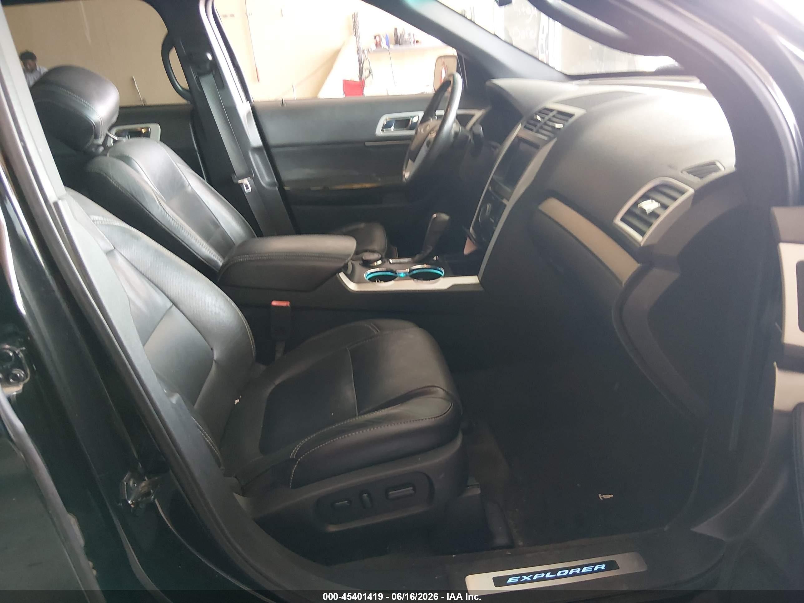 2015 Ford Explorer Sport Black vin: 1FM5K8GT8FGA25853