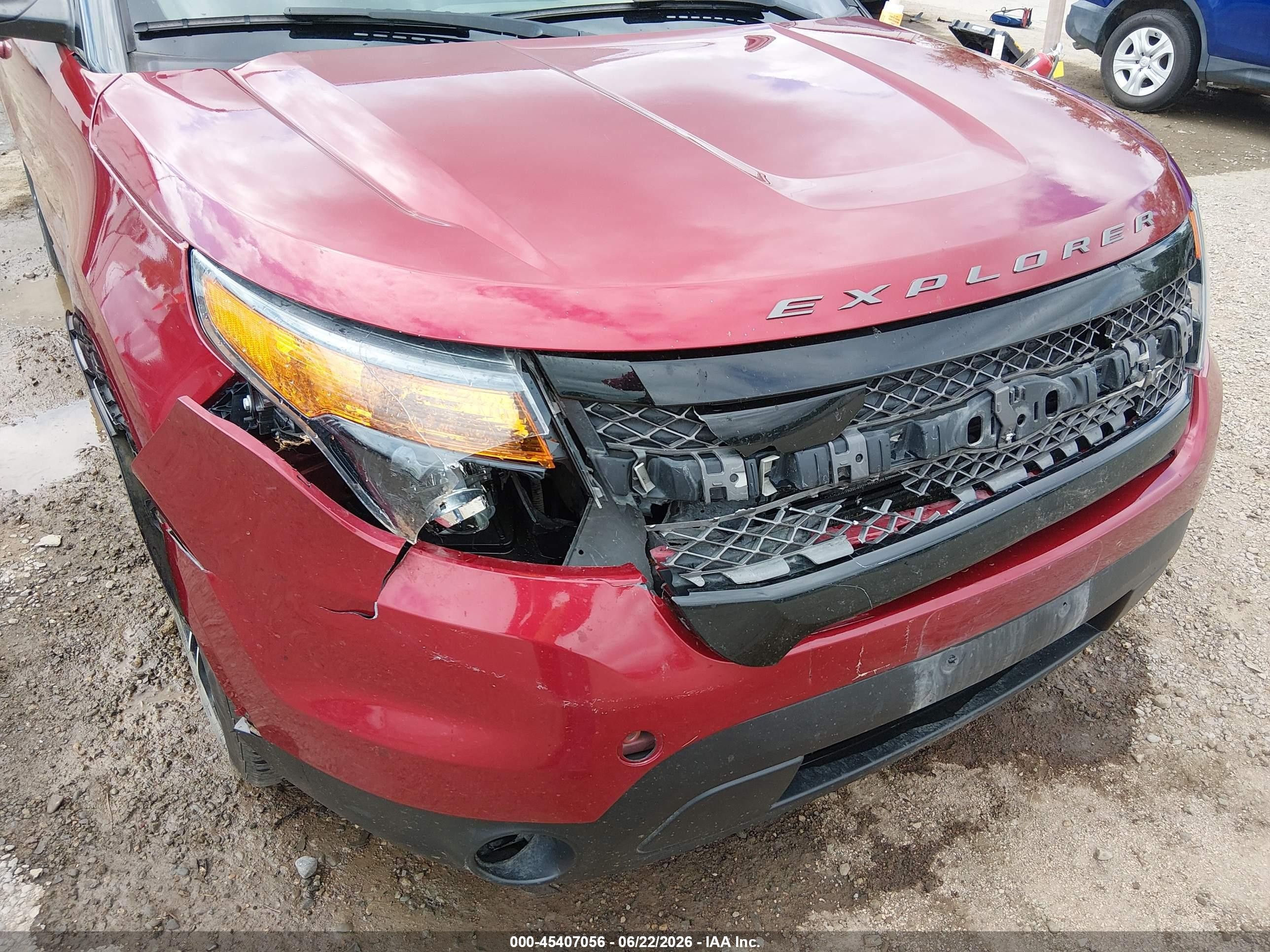 2015 Ford Explorer Sport Red vin: 1FM5K8GT8FGA55919