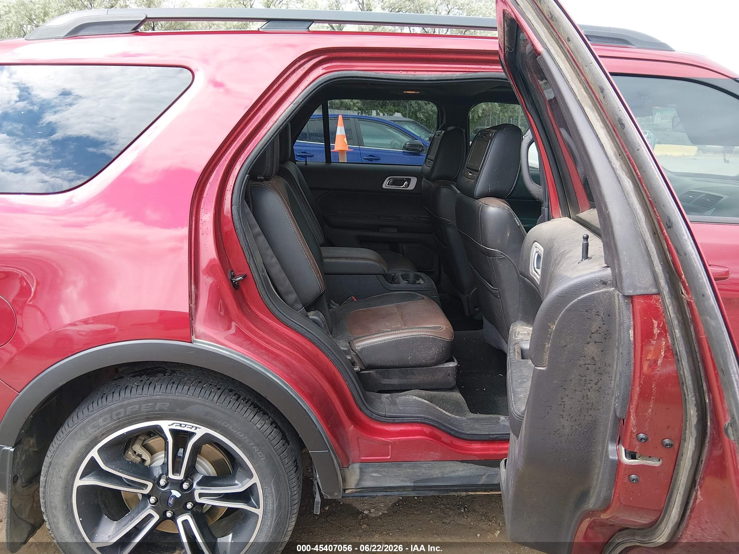 2015 Ford Explorer Sport Red vin: 1FM5K8GT8FGA55919