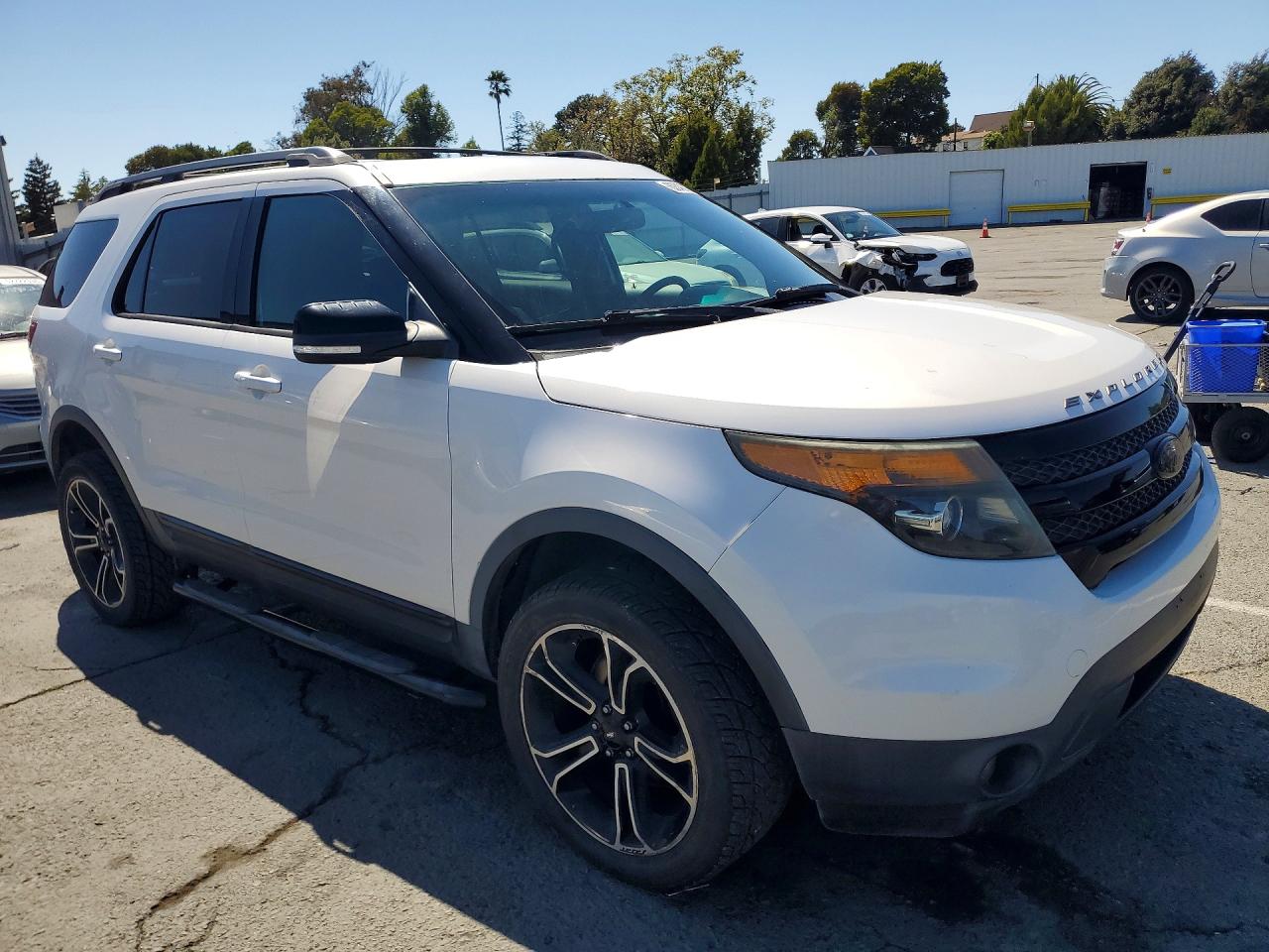 2015 Ford Explorer Sport White vin: 1FM5K8GT8FGA87365