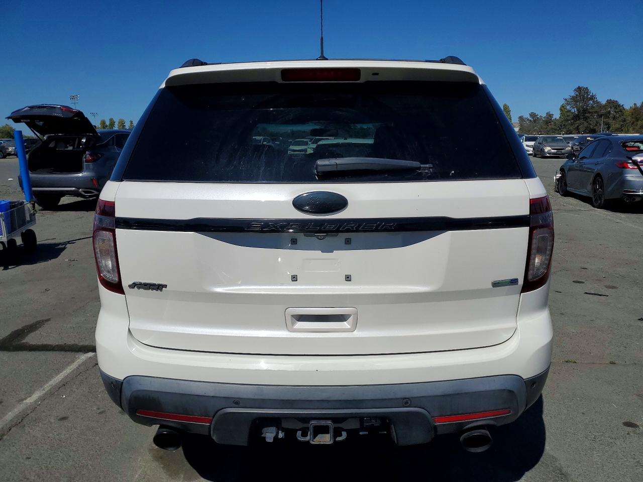 2015 Ford Explorer Sport White vin: 1FM5K8GT8FGA87365