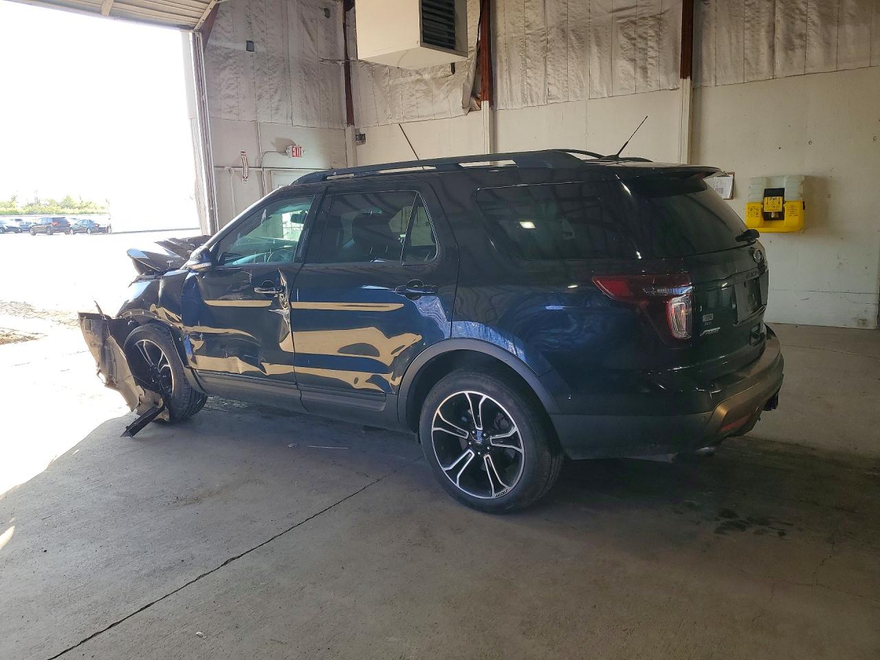 2015 Ford Explorer Sport Black vin: 1FM5K8GT8FGC60236