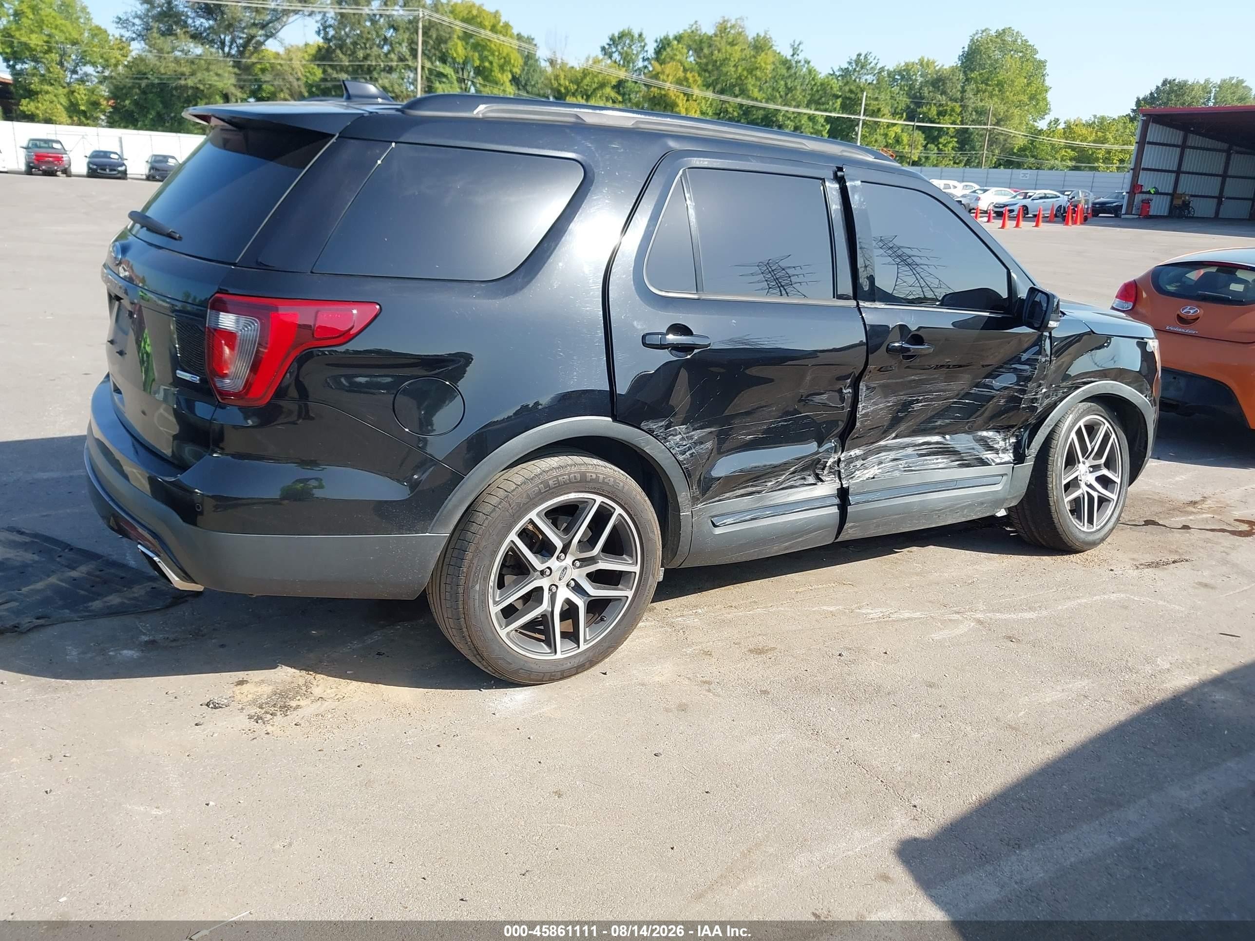 2017 Ford Explorer Sport Black vin: 1FM5K8GT8HGA34801