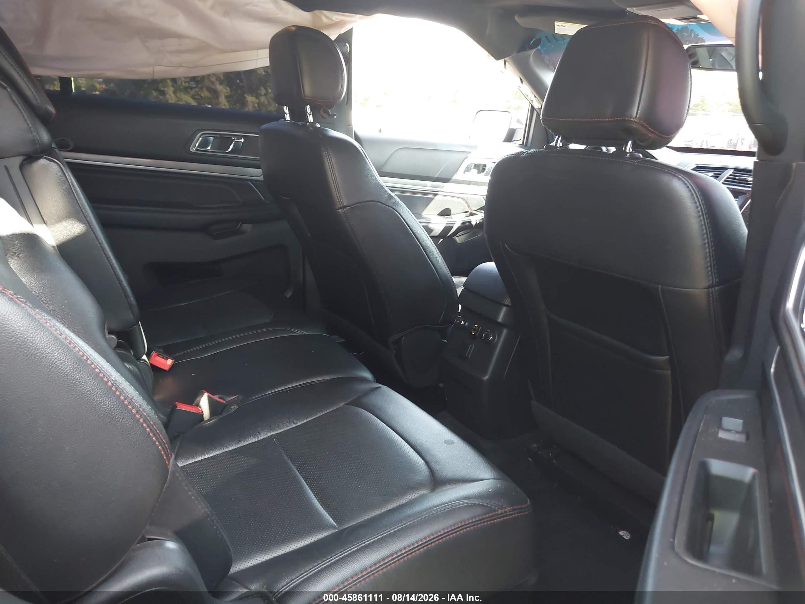 2017 Ford Explorer Sport Black vin: 1FM5K8GT8HGA34801
