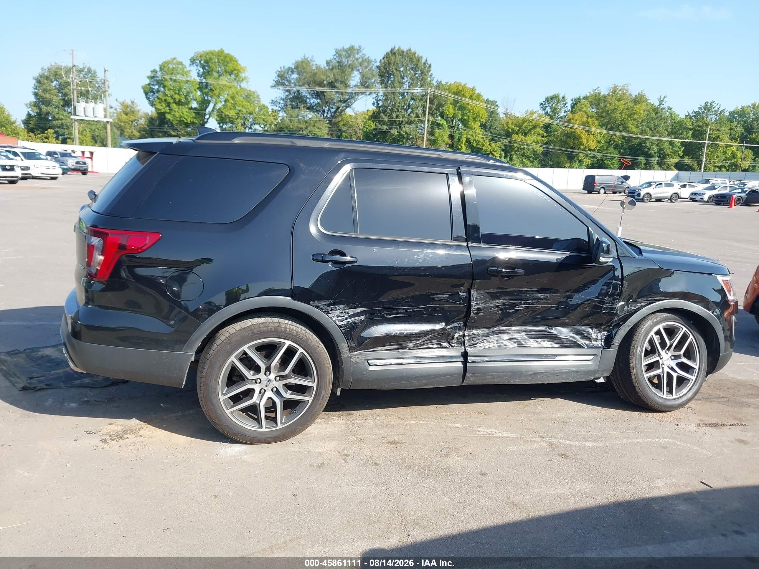 2017 Ford Explorer Sport Black vin: 1FM5K8GT8HGA34801