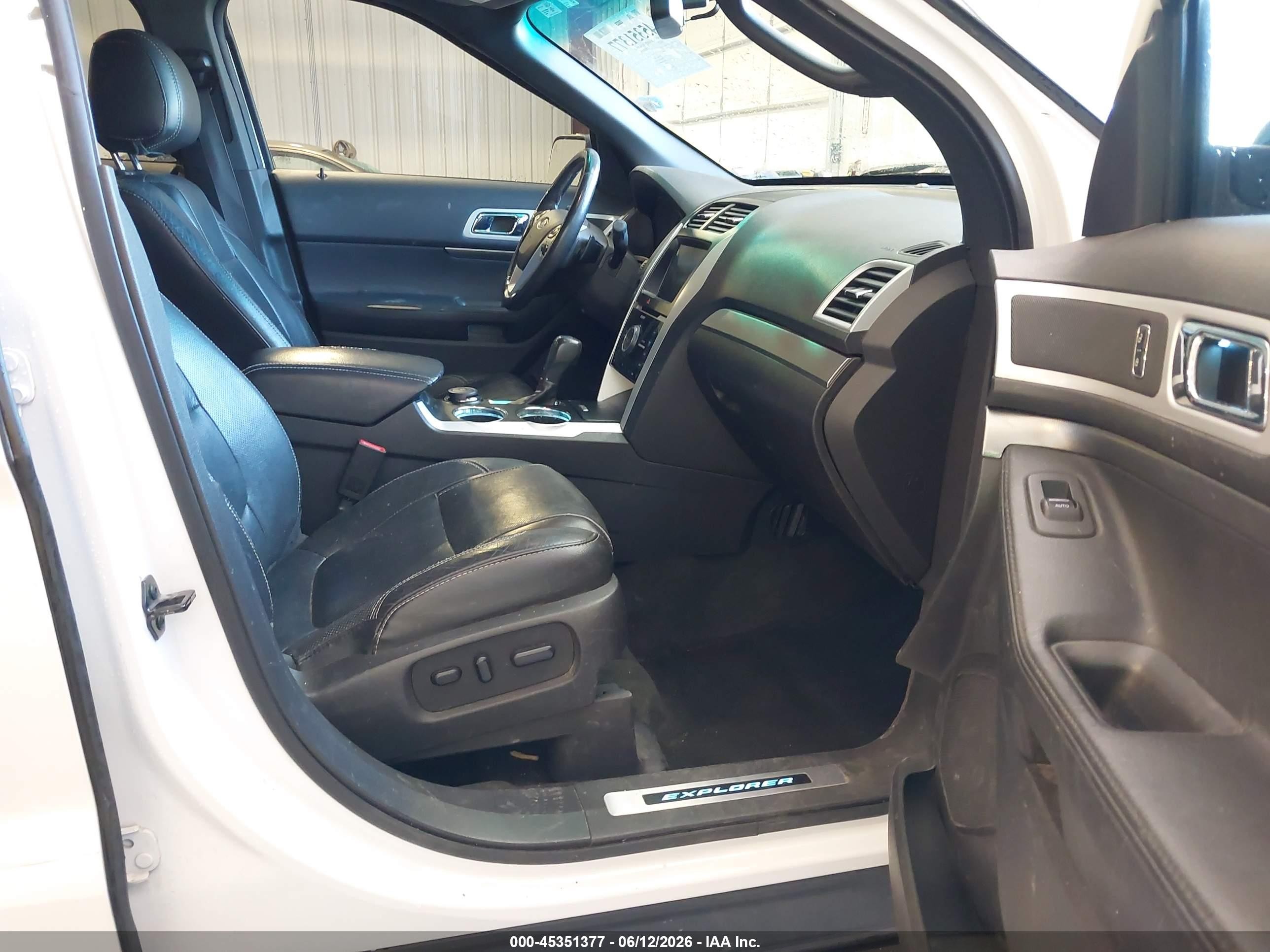 2013 Ford Explorer Sport White vin: 1FM5K8GT9DGC80704