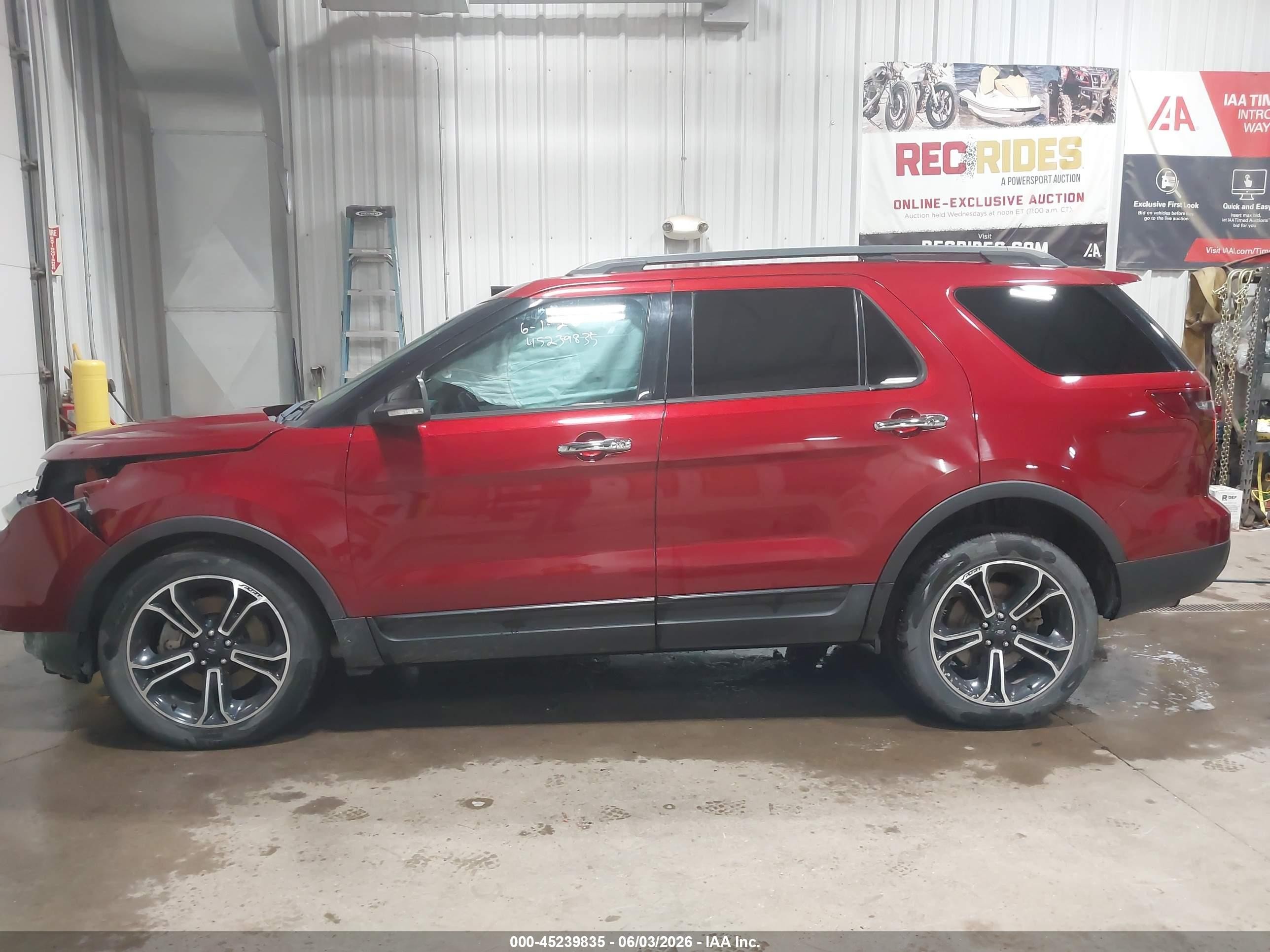 2014 Ford Explorer Sport Red vin: 1FM5K8GT9EGA32809