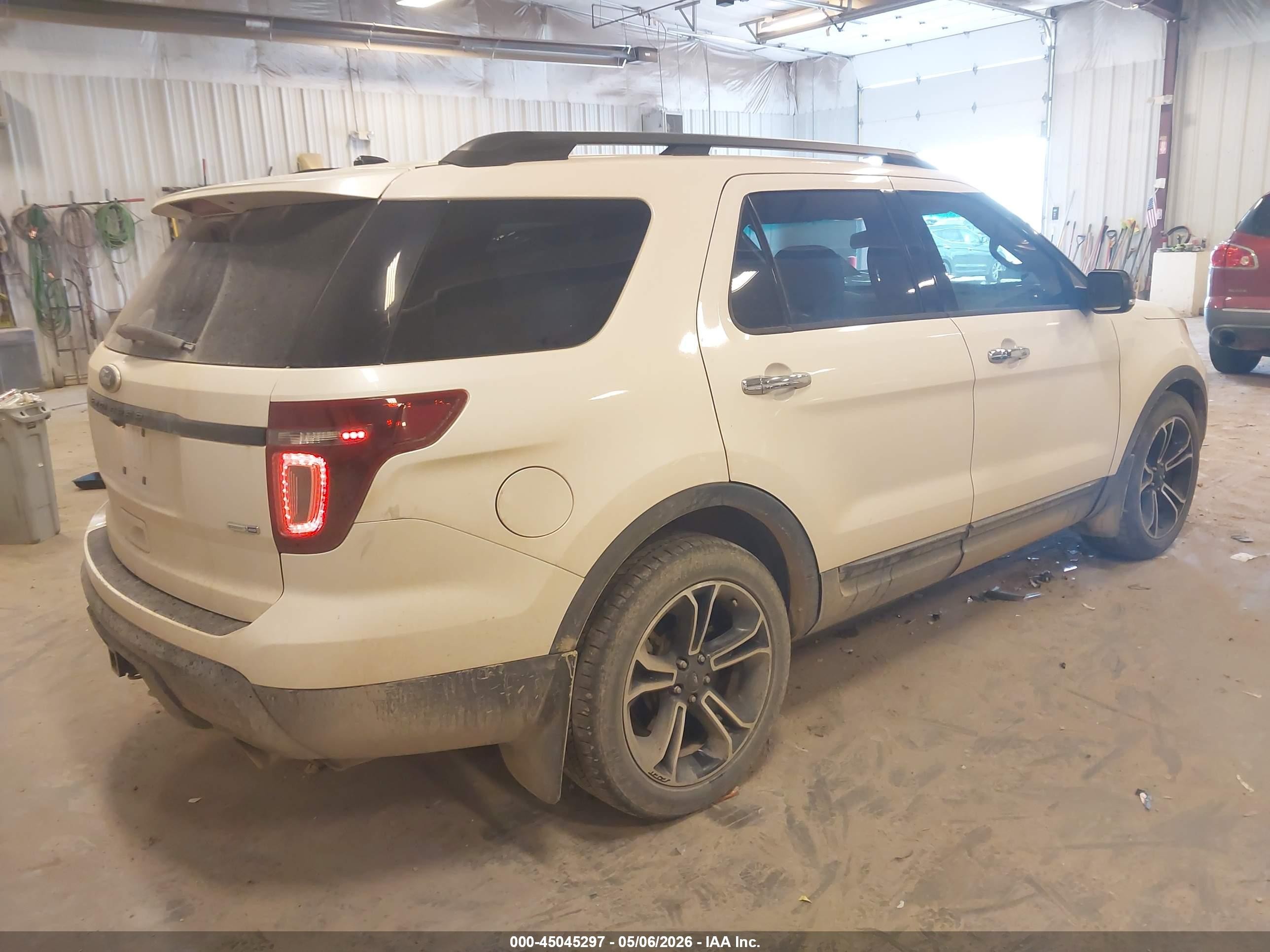 2014 Ford Explorer Sport White vin: 1FM5K8GT9EGA60965