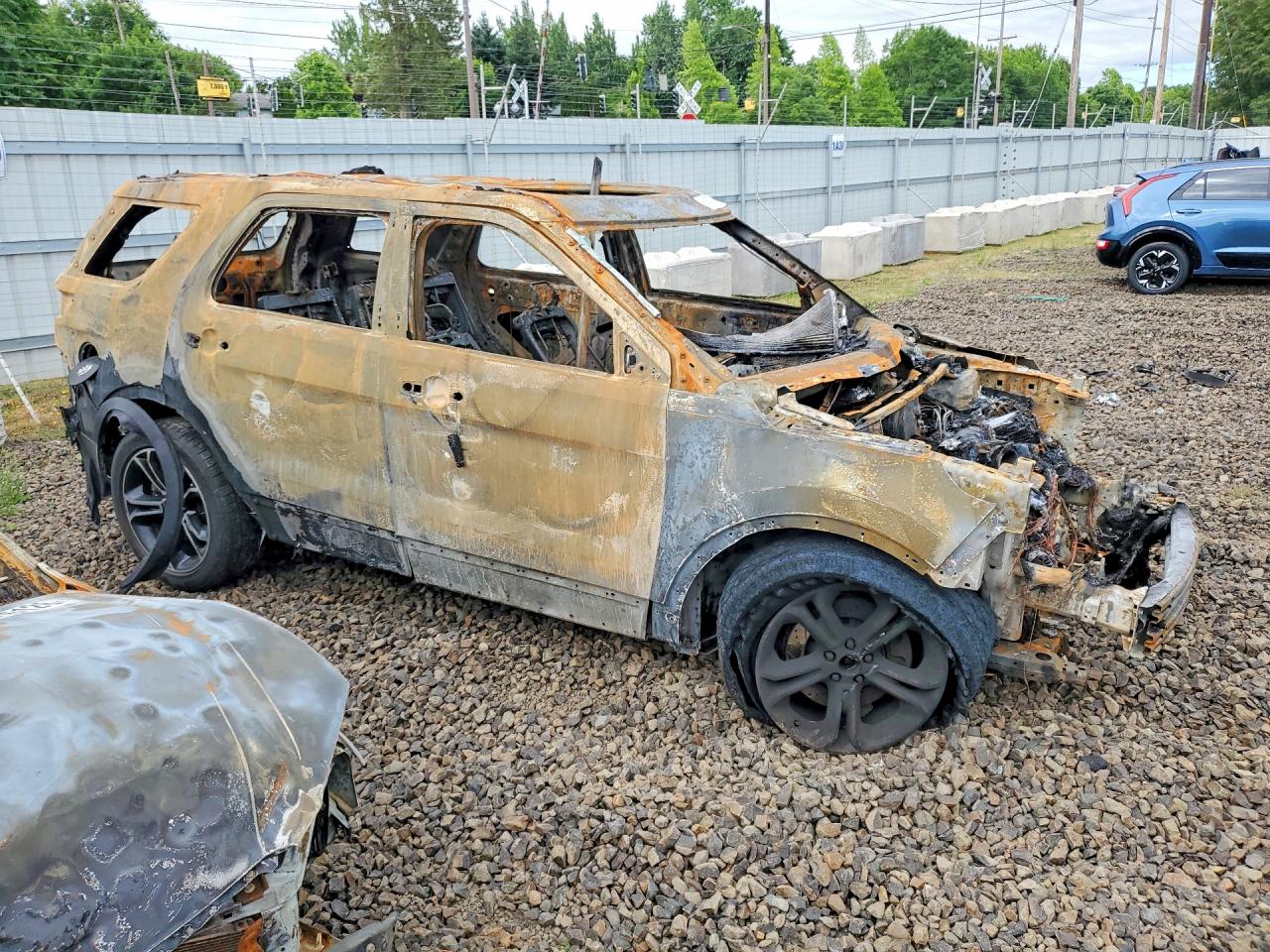 2014 Ford Explorer Sport Burn vin: 1FM5K8GT9EGC13425