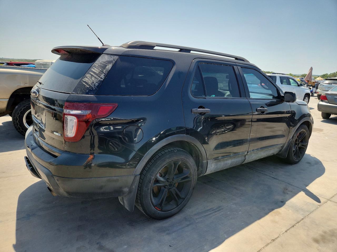 2014 Ford Explorer Sport Black vin: 1FM5K8GT9EGC22531