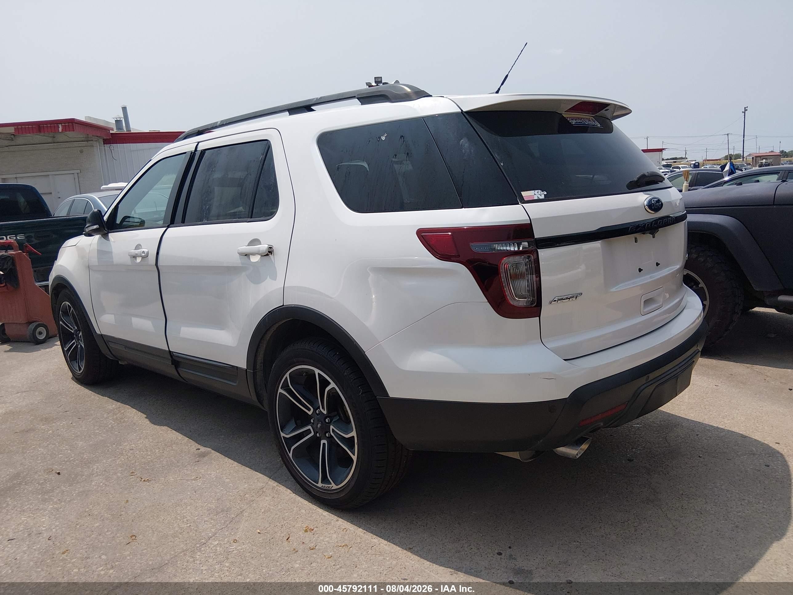 2015 Ford Explorer Sport White vin: 1FM5K8GT9FGC23289