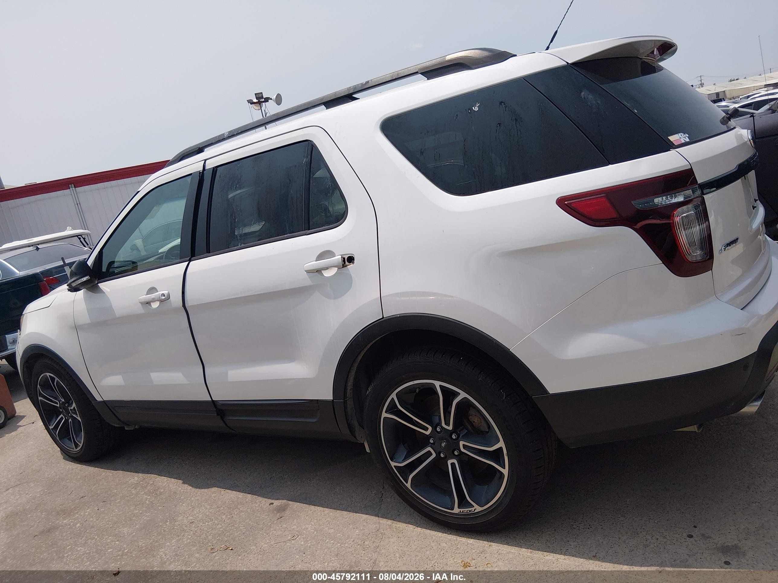 2015 Ford Explorer Sport White vin: 1FM5K8GT9FGC23289