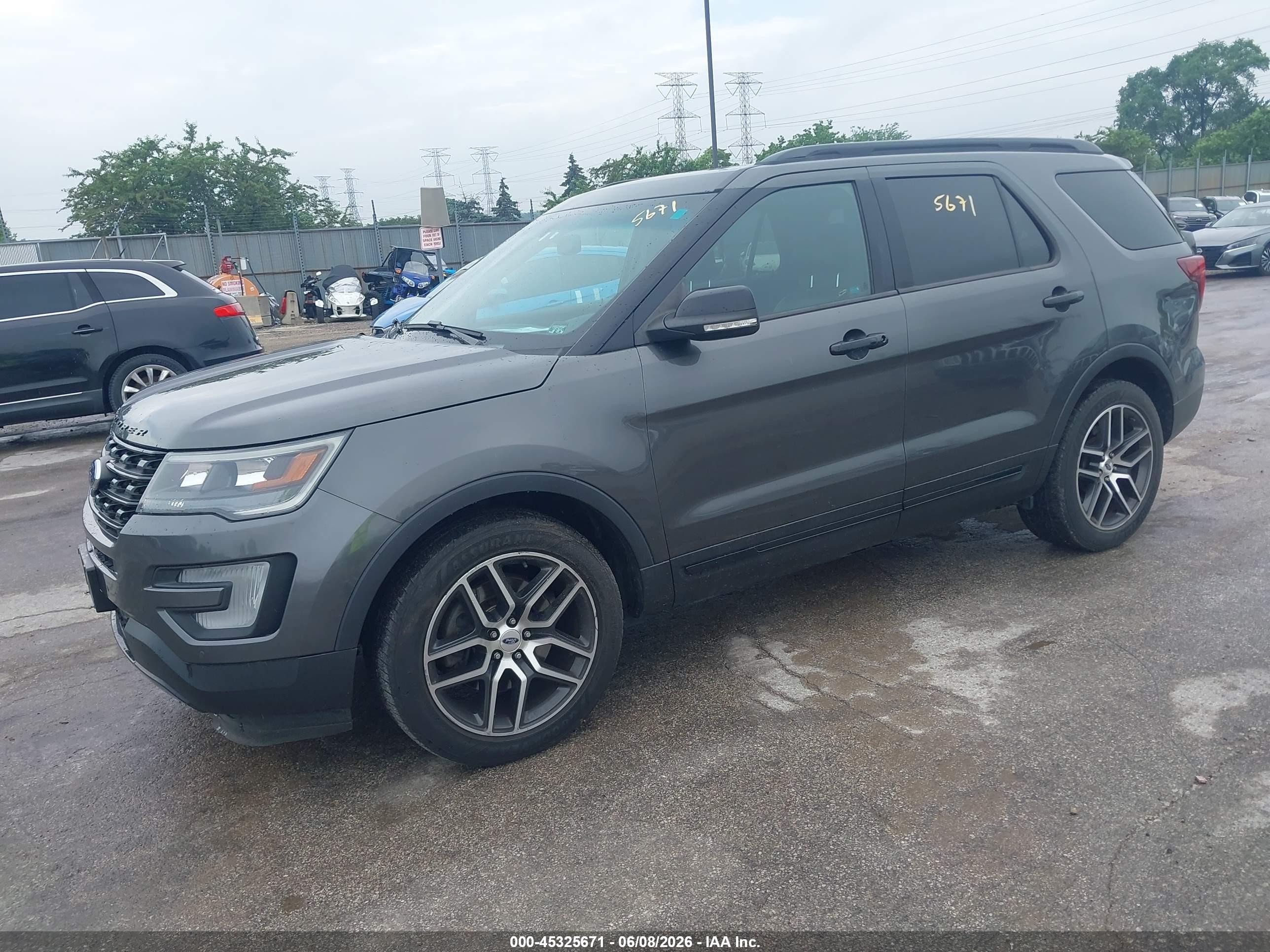 2016 Ford Explorer Sport Серый vin: 1FM5K8GT9GGC56939