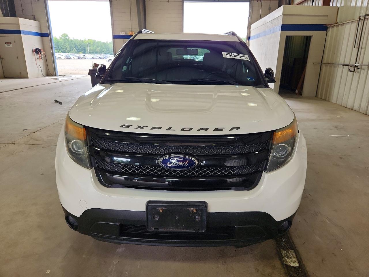 2014 Ford Explorer Sport White vin: 1FM5K8GTXEGC05723