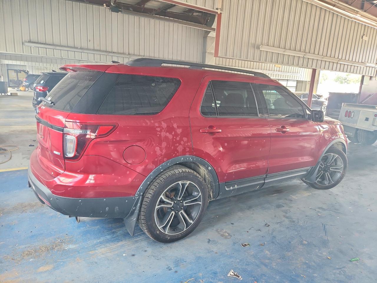 2015 Ford Explorer Sport Red vin: 1FM5K8GTXFGA52634