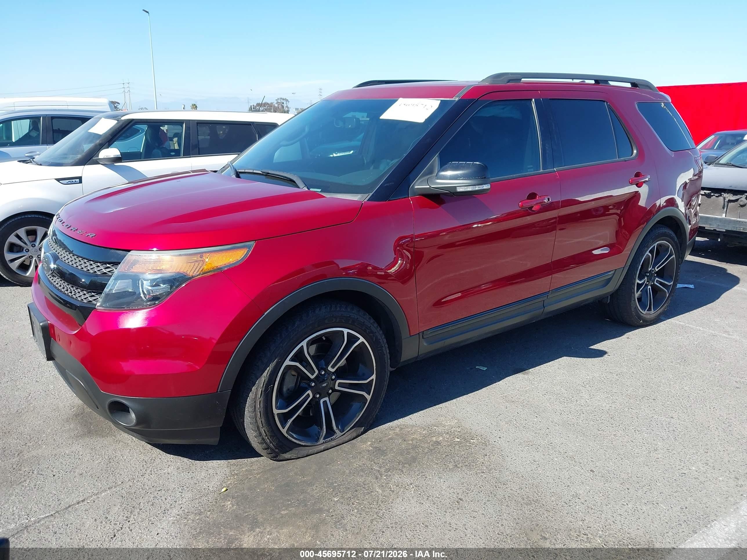 2015 Ford Explorer Sport Burgundy vin: 1FM5K8GTXFGA86850