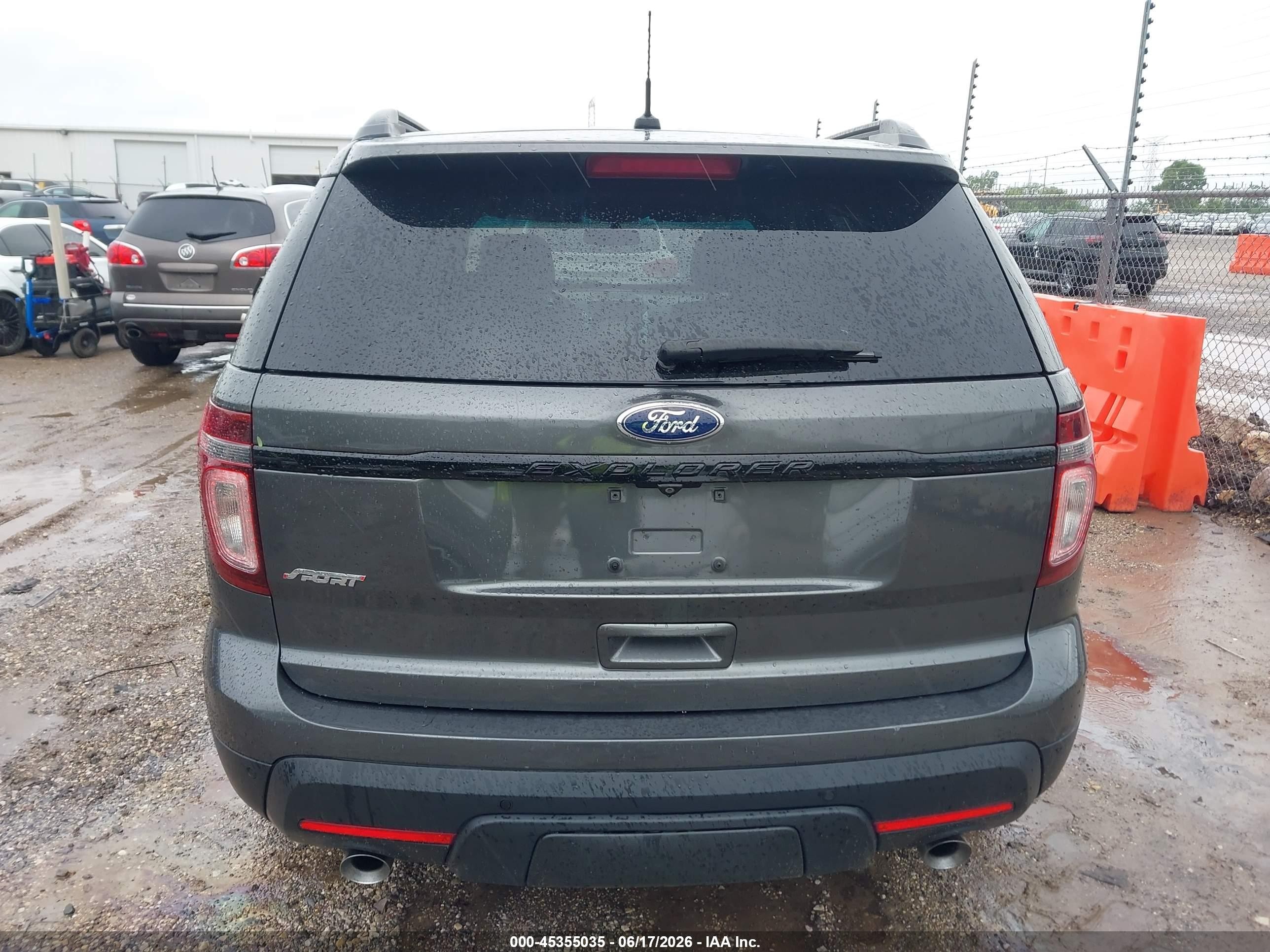 2015 Ford Explorer Sport Gray vin: 1FM5K8GTXFGC01852