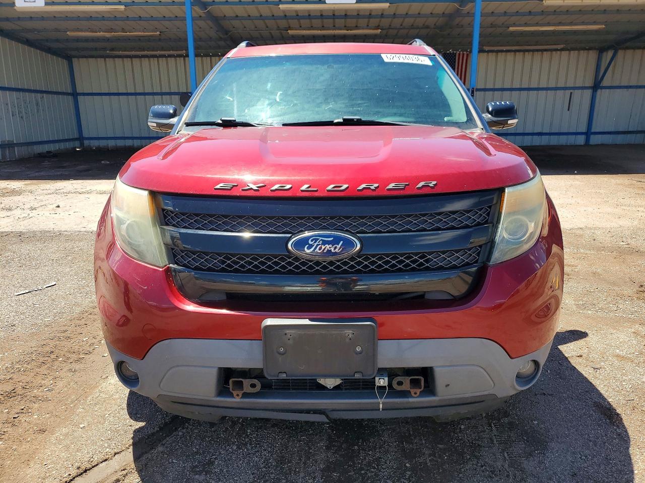 2015 Ford Explorer Red vin: 1FM5K8GTXFGC38108