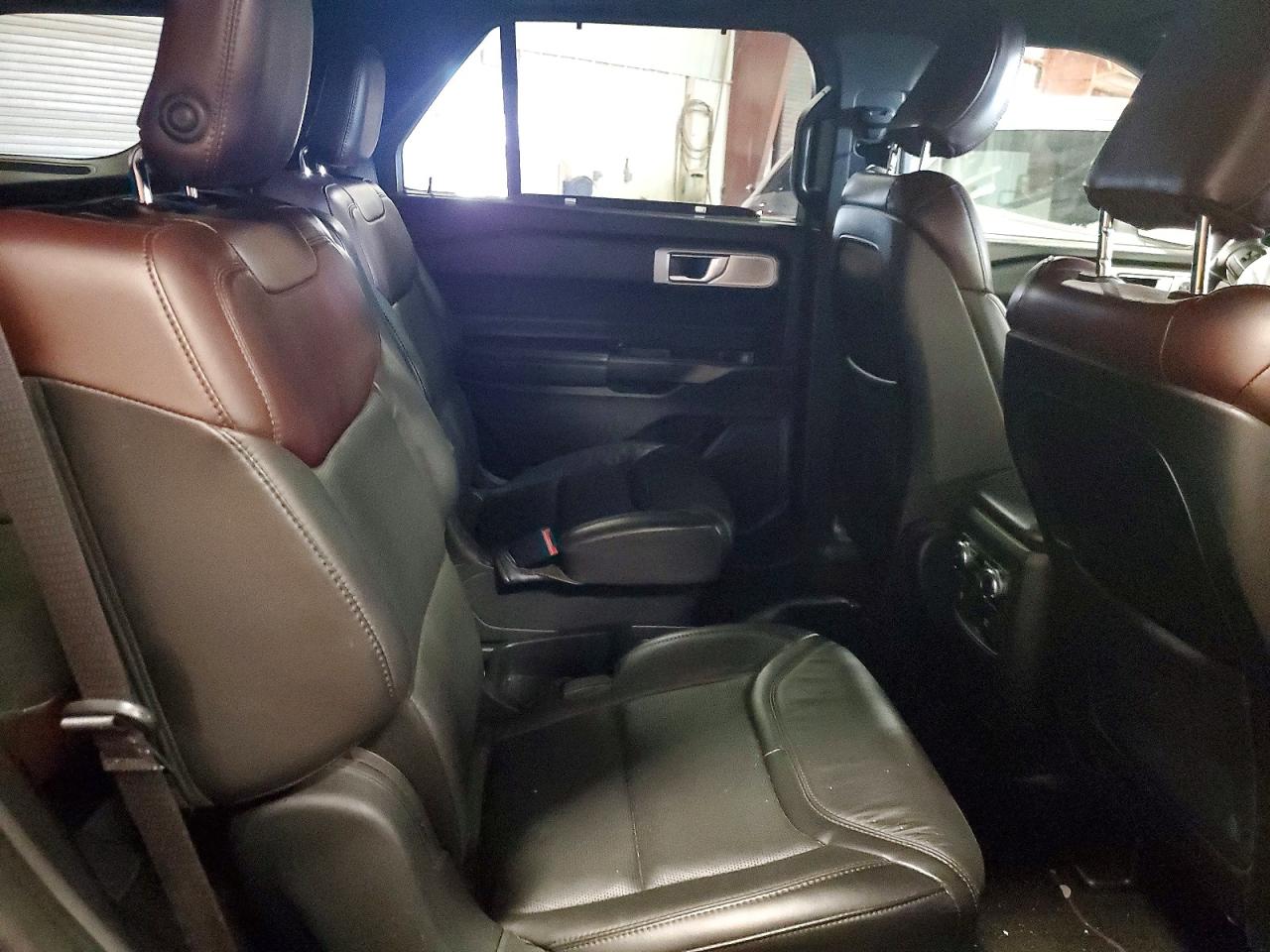 2020 Ford Explorer Platinum Black vin: 1FM5K8HC0LGA51549
