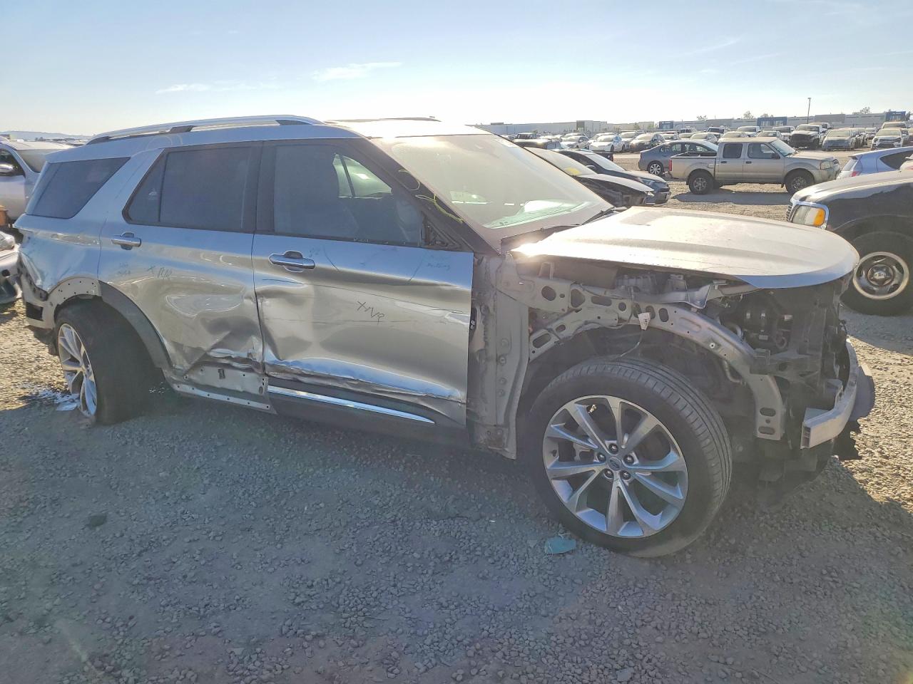 2021 Ford Explorer Platinum Gray vin: 1FM5K8HC7MGA83982