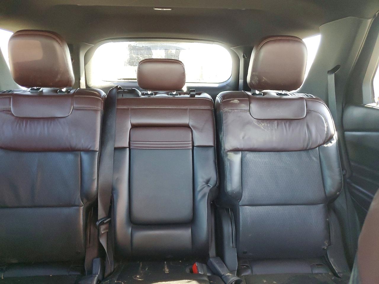 2021 Ford Explorer Platinum Gray vin: 1FM5K8HC7MGA83982