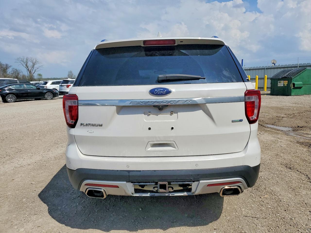 2017 Ford Explorer Platinum White vin: 1FM5K8HT1HGA85264