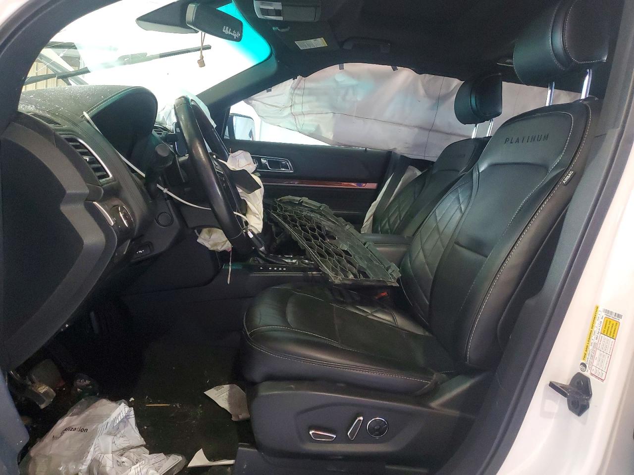 2016 Ford Explorer Platinum White vin: 1FM5K8HT2GGC64184