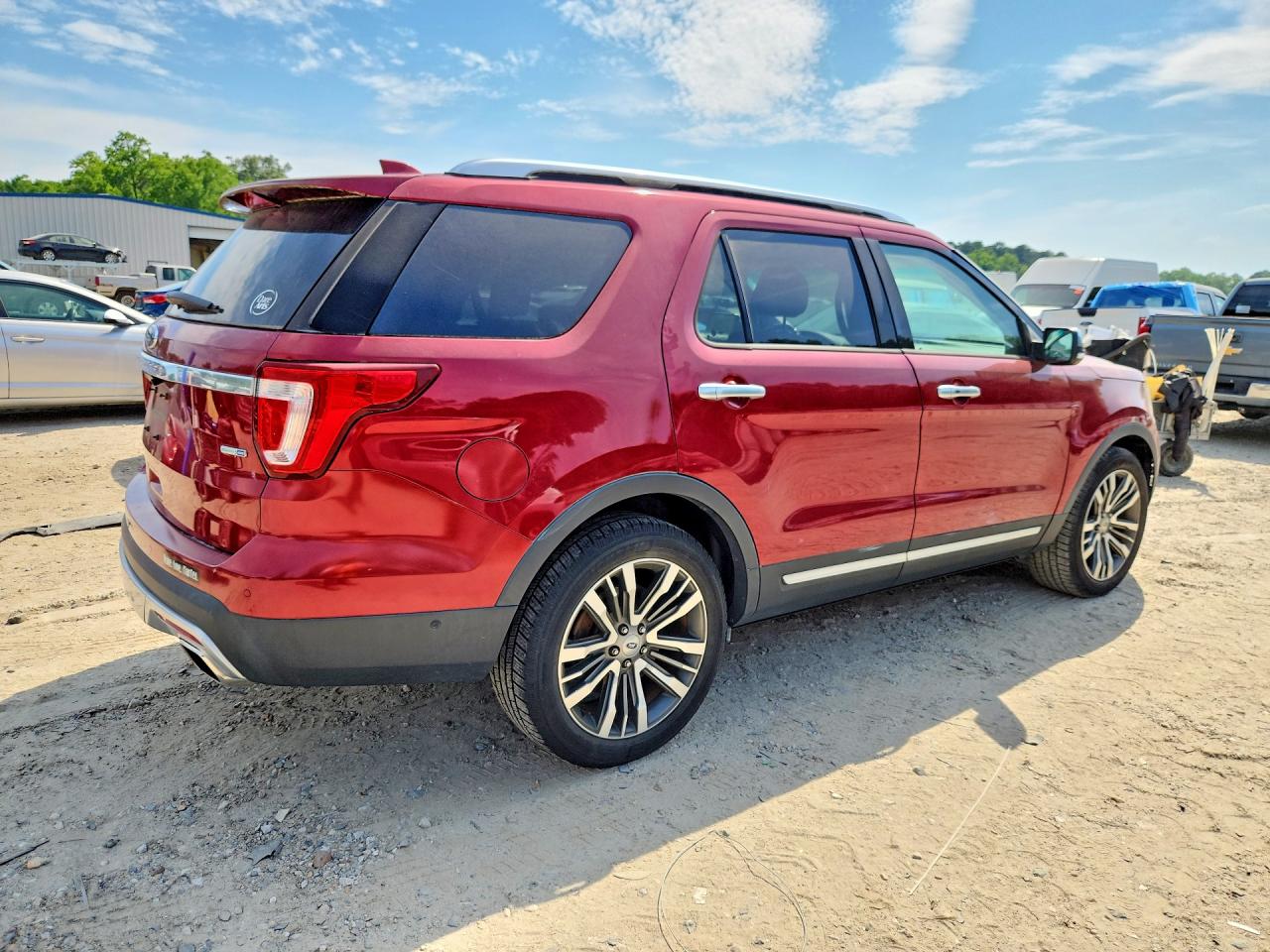 2017 Ford Explorer Platinum Red vin: 1FM5K8HT2HGA08516