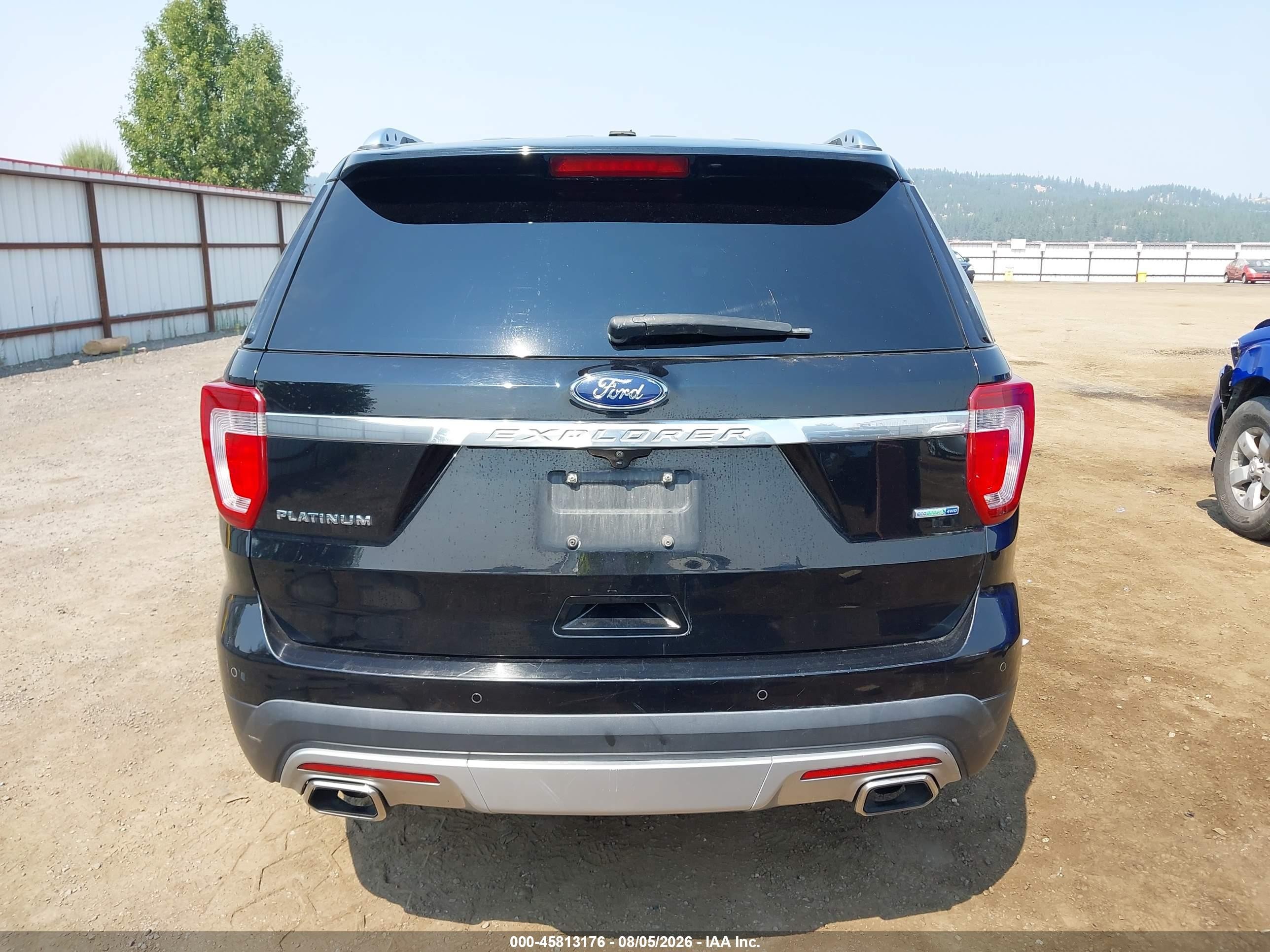 2017 Ford Explorer Platinum Black vin: 1FM5K8HT4HGC59831