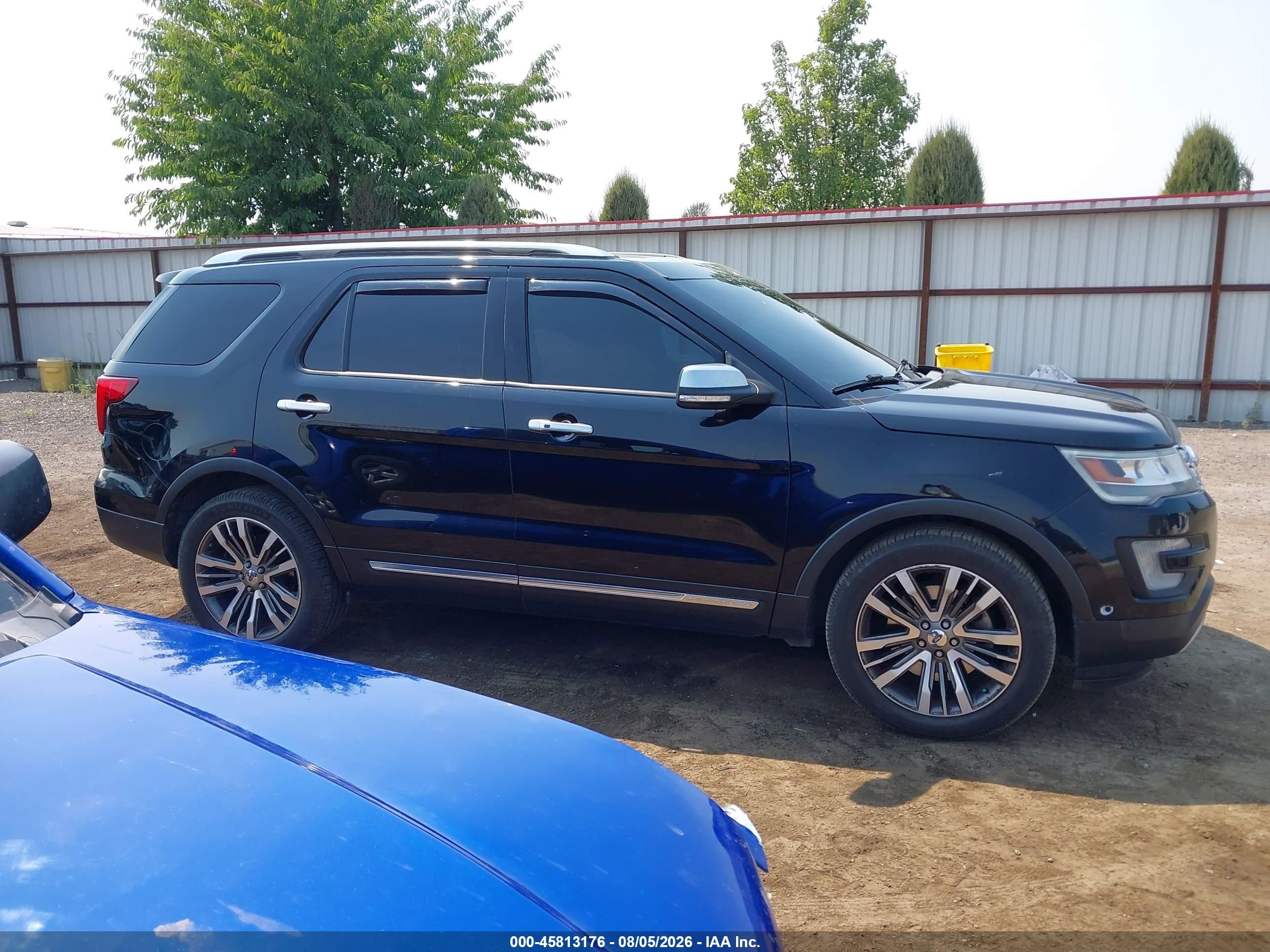 2017 Ford Explorer Platinum Black vin: 1FM5K8HT4HGC59831