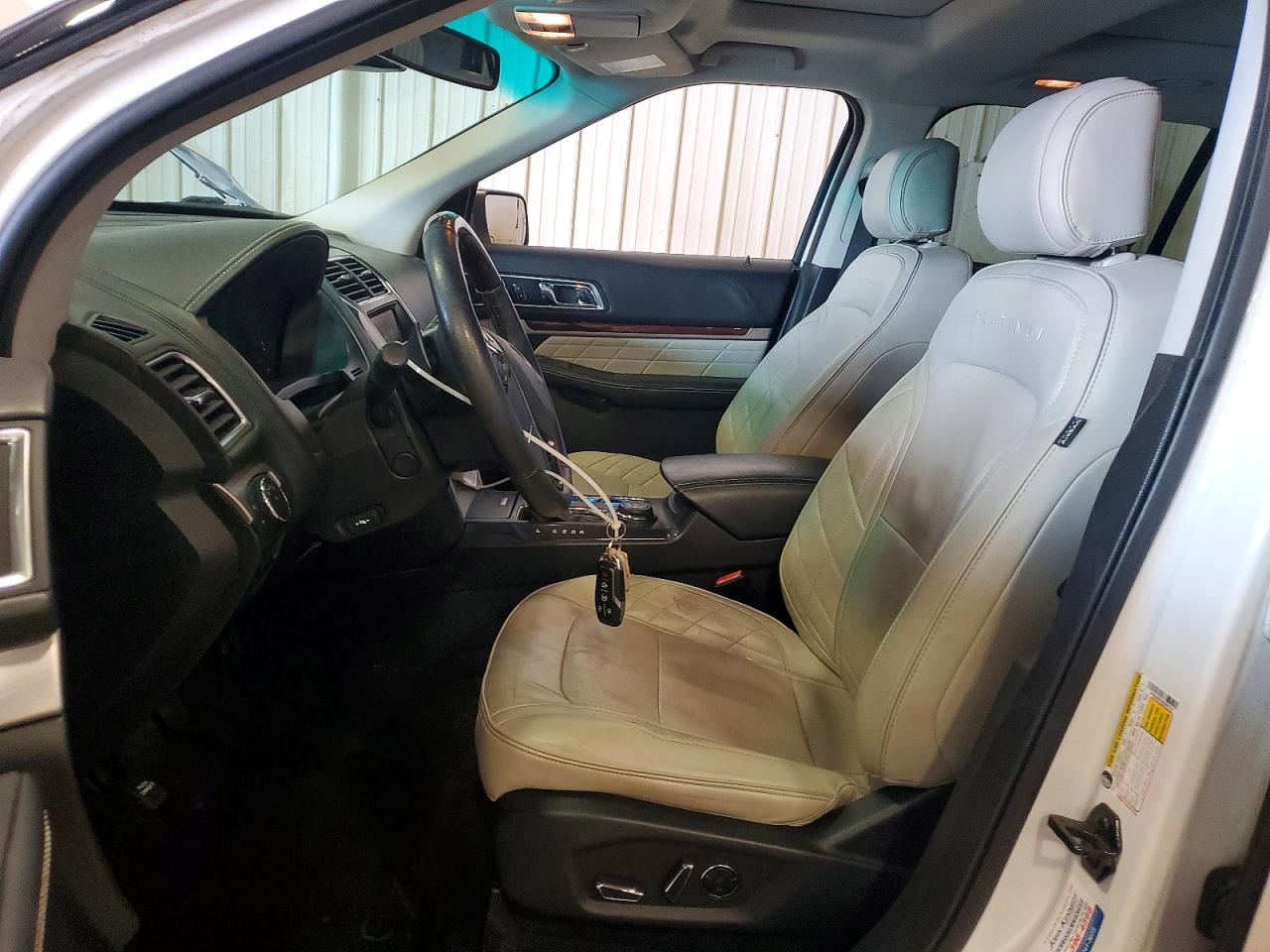 2016 Ford Explorer Platinum White vin: 1FM5K8HT6GGB91515